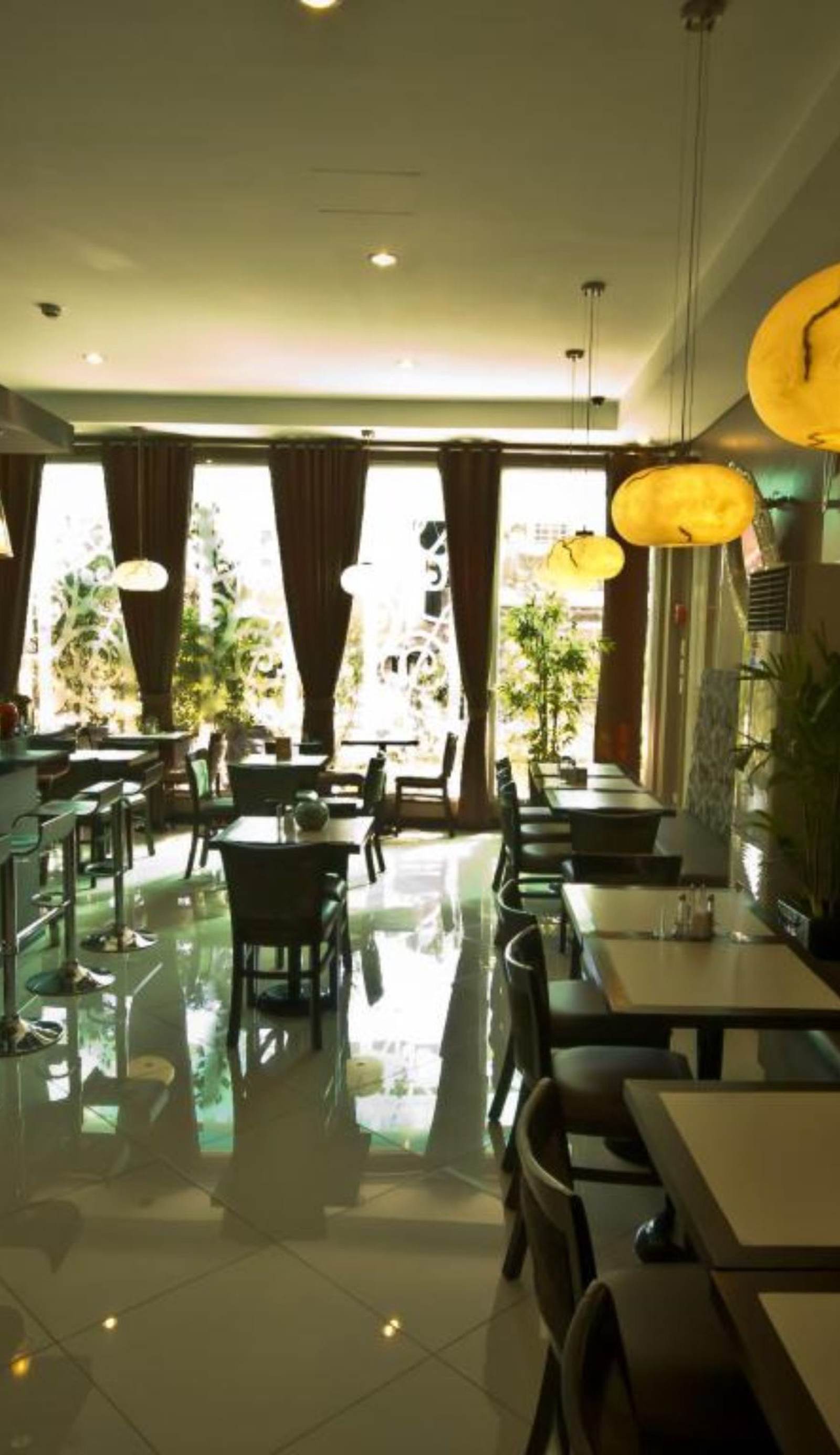 Townhouse OAK Avitel Hotel