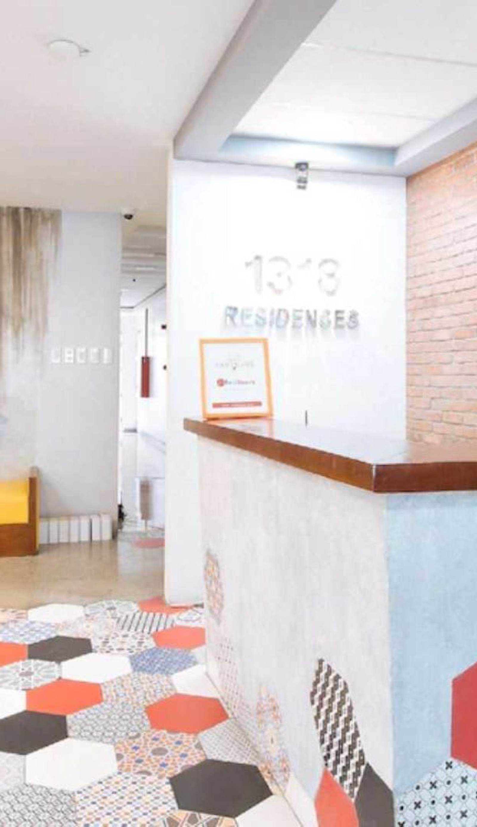 Capital O 1318 Residences