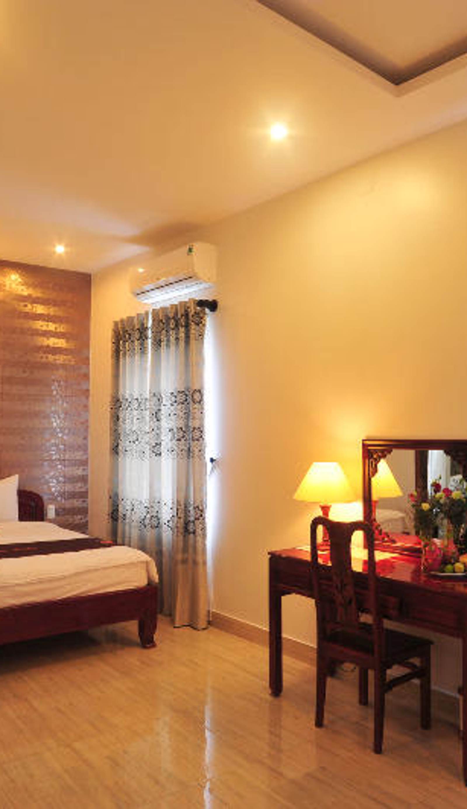 Ruby Hotel