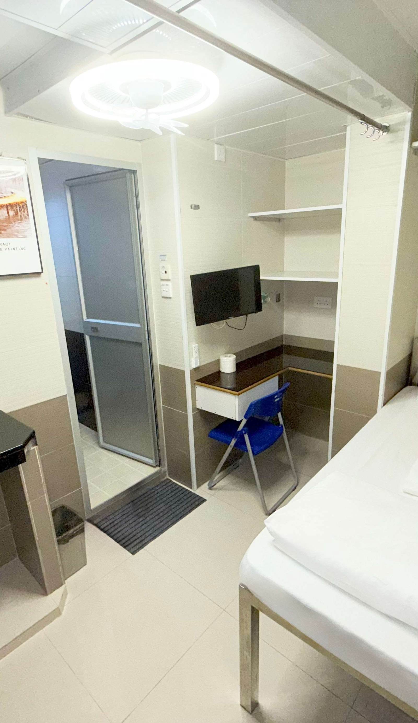 Apple Hostel