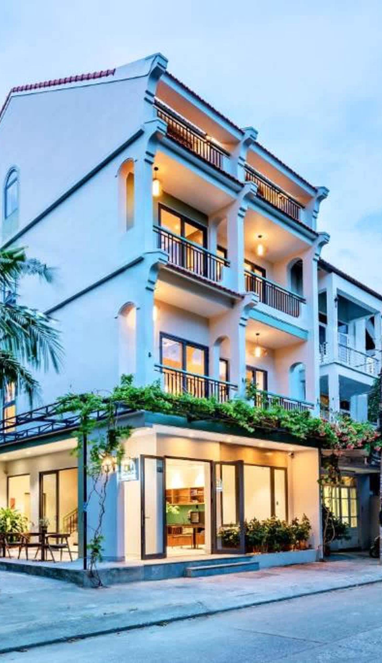 Lacasa Old Town Villa