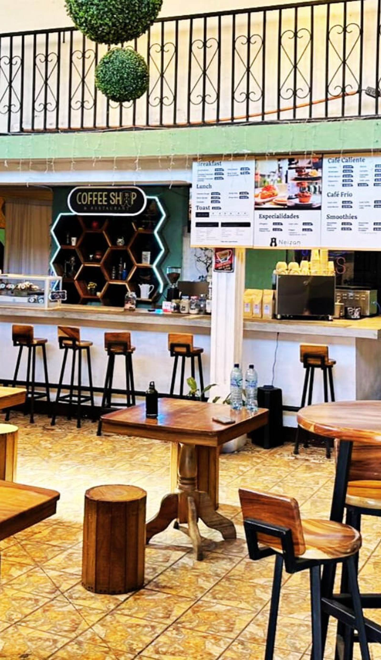 Neizan Hotel