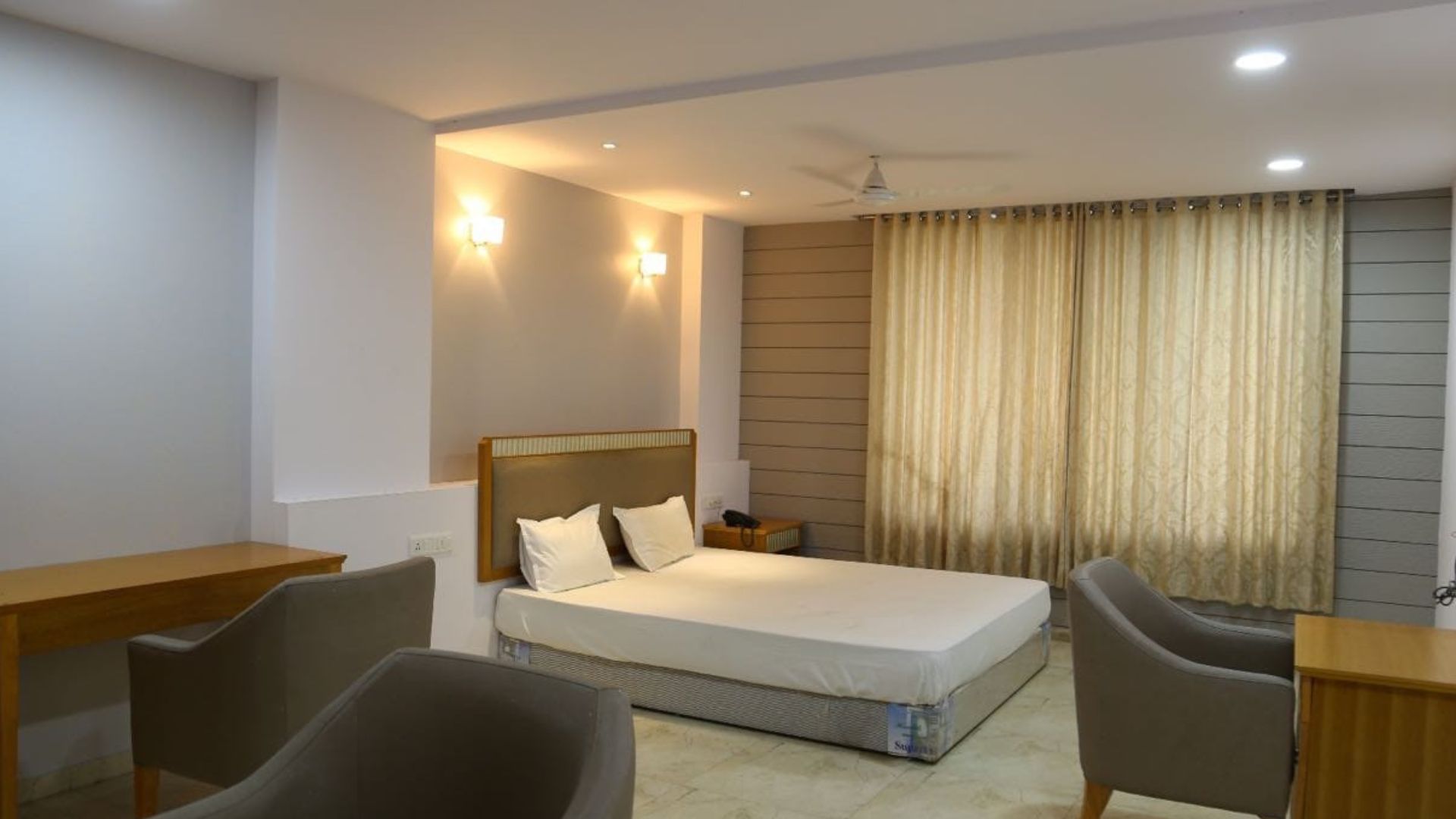 Hotel S9