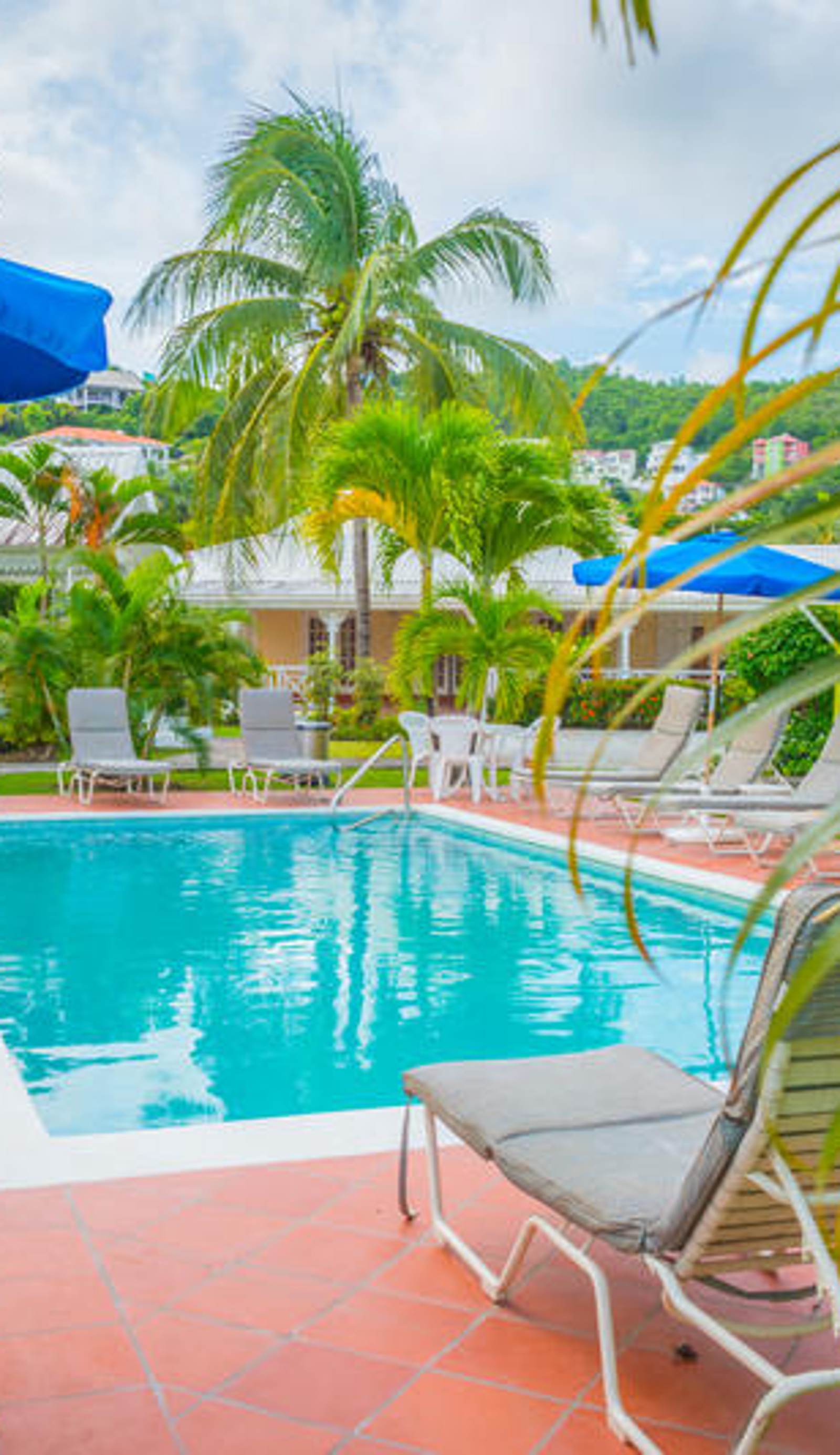 Bay Gardens Hotel