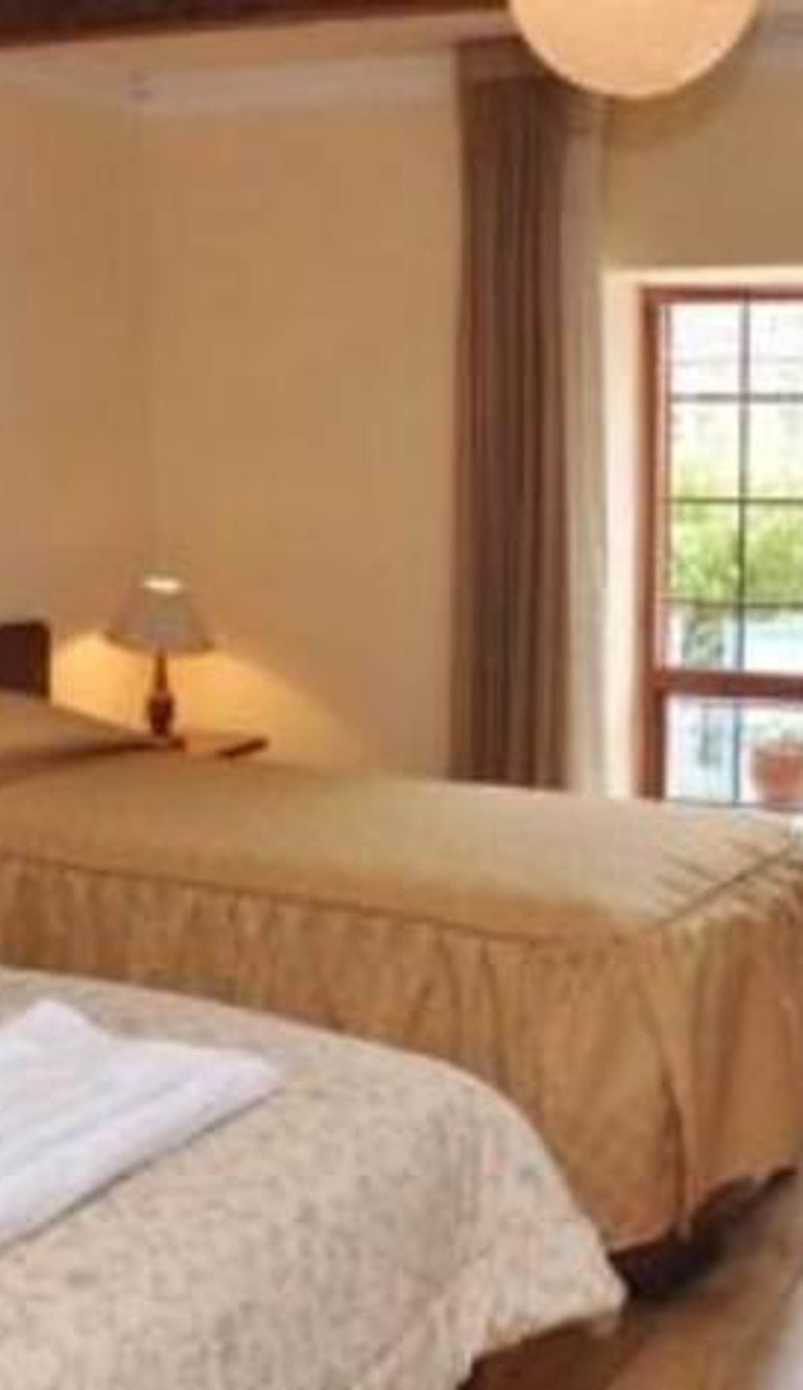 Kukuli Lodge B
