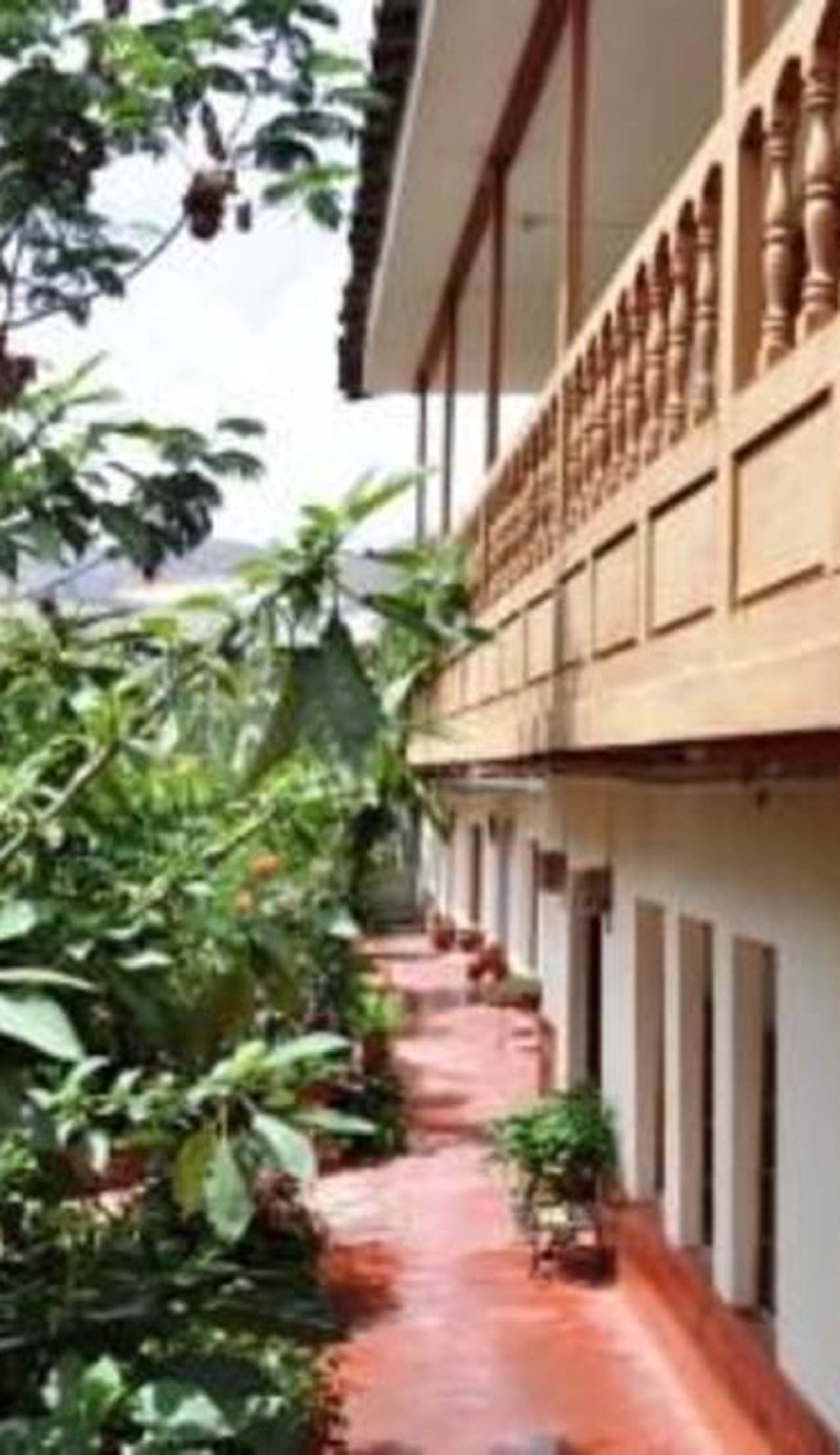 Kukuli Lodge B