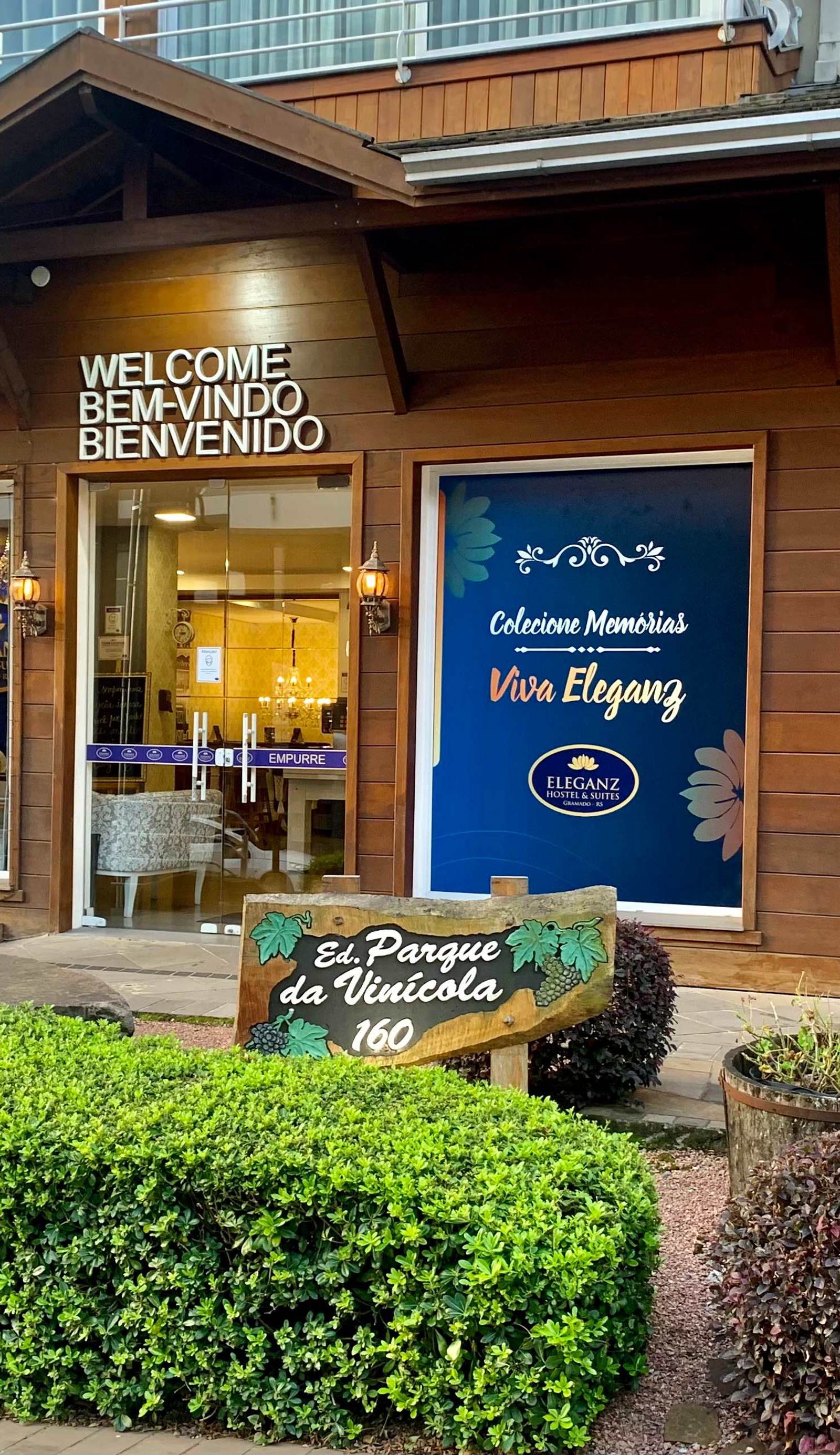 Eleganz Hostel & Suites