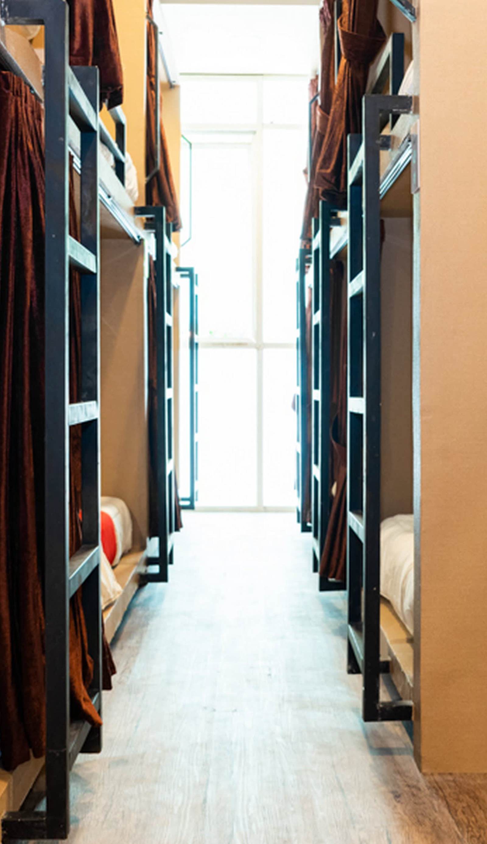 RedDoorz Hostel @ DI Panjaitan Simpang Lima