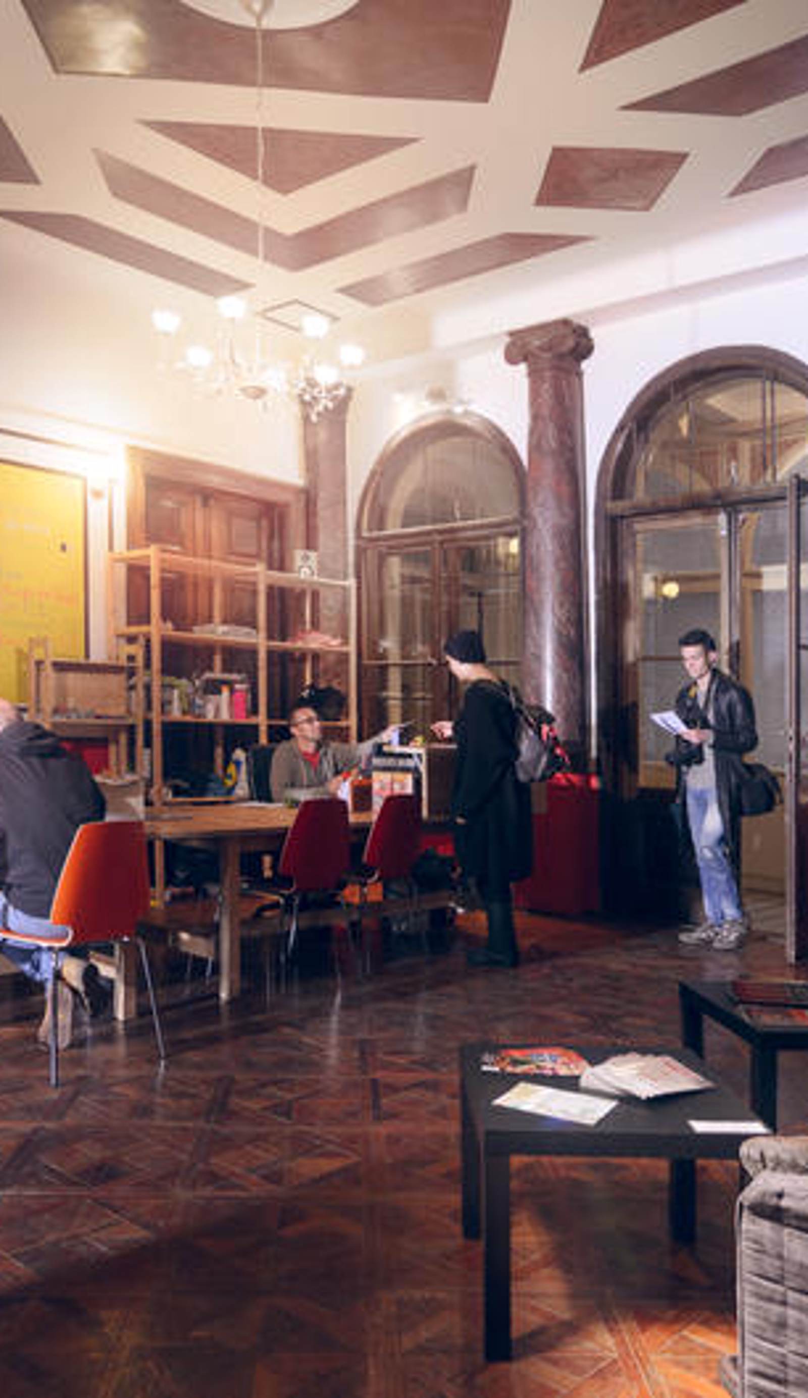 Pal's Hostel