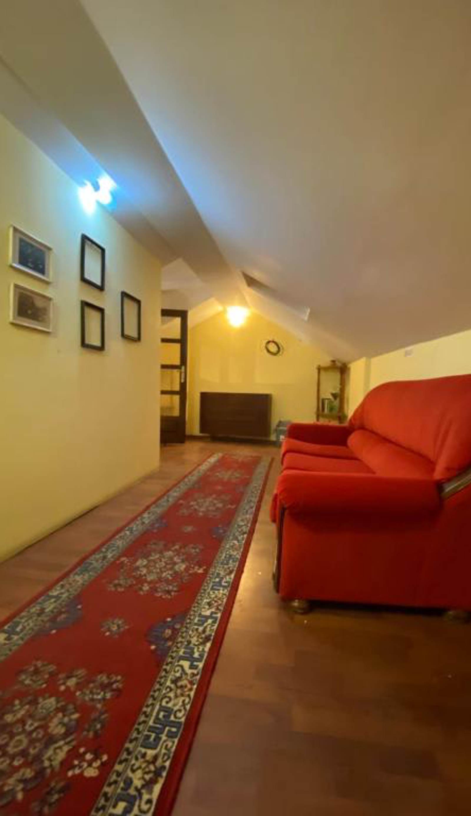 Hostel Iris
