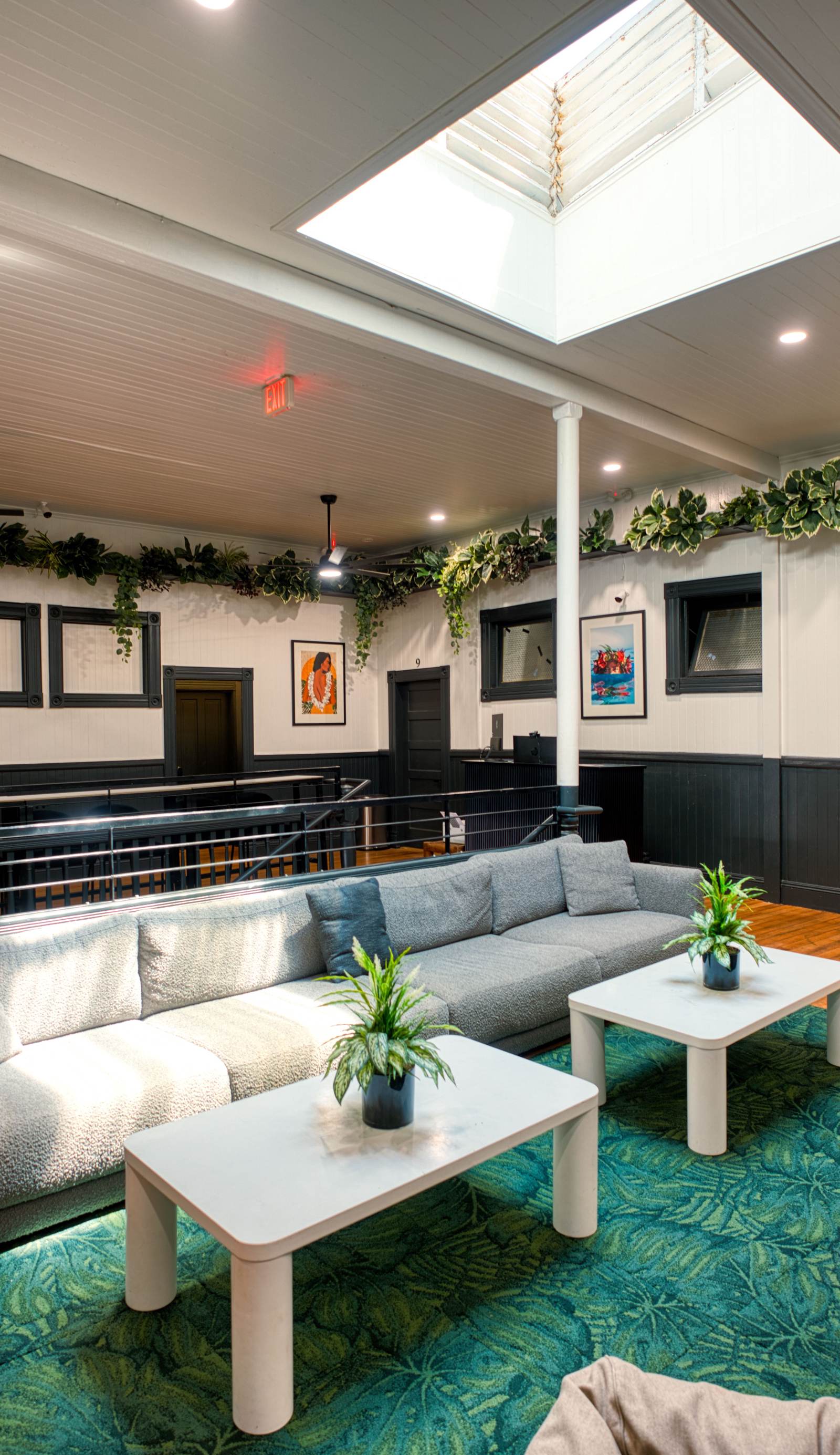 Howzit Hostels Hawaii