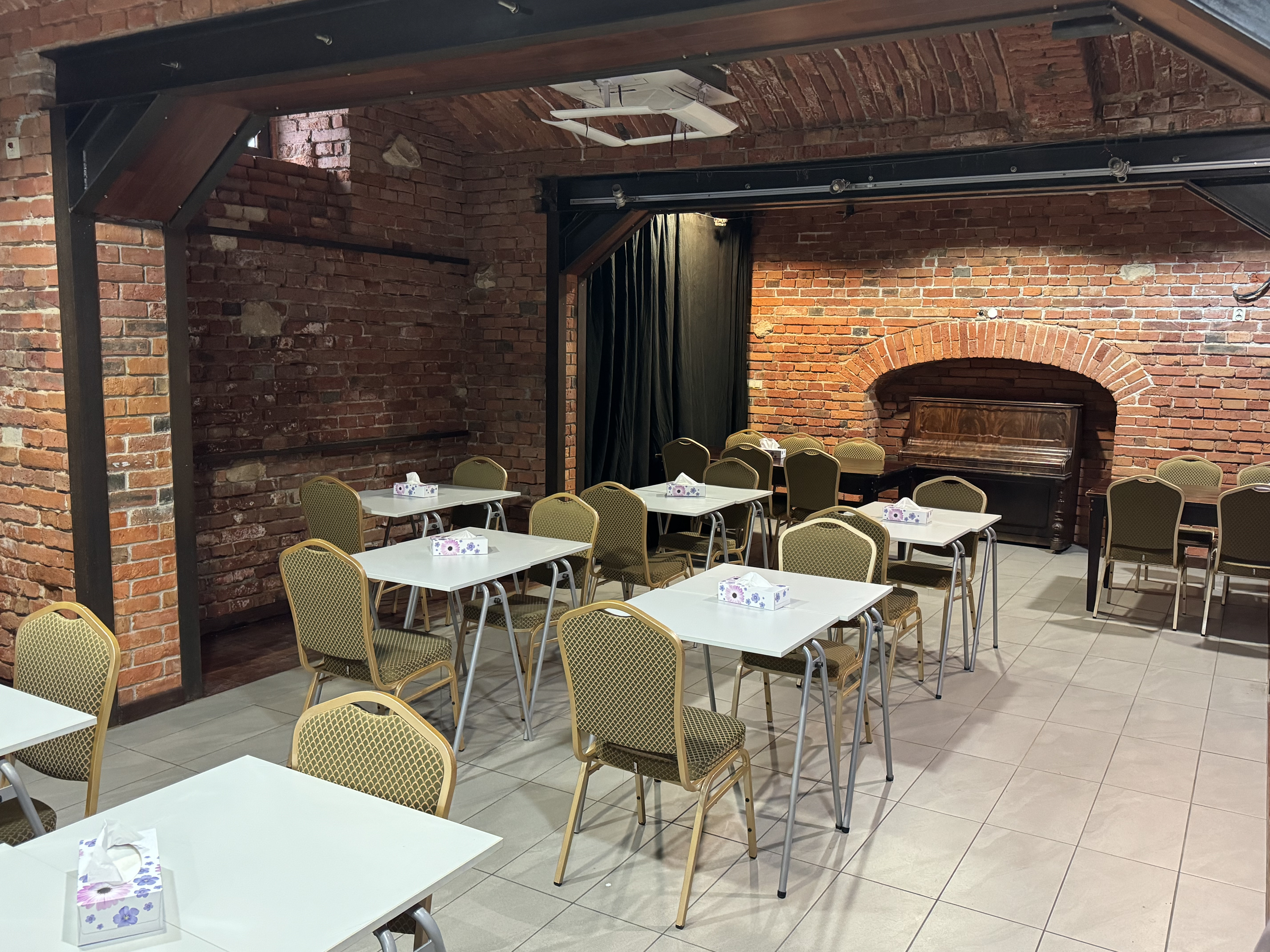 IRIS Hostel