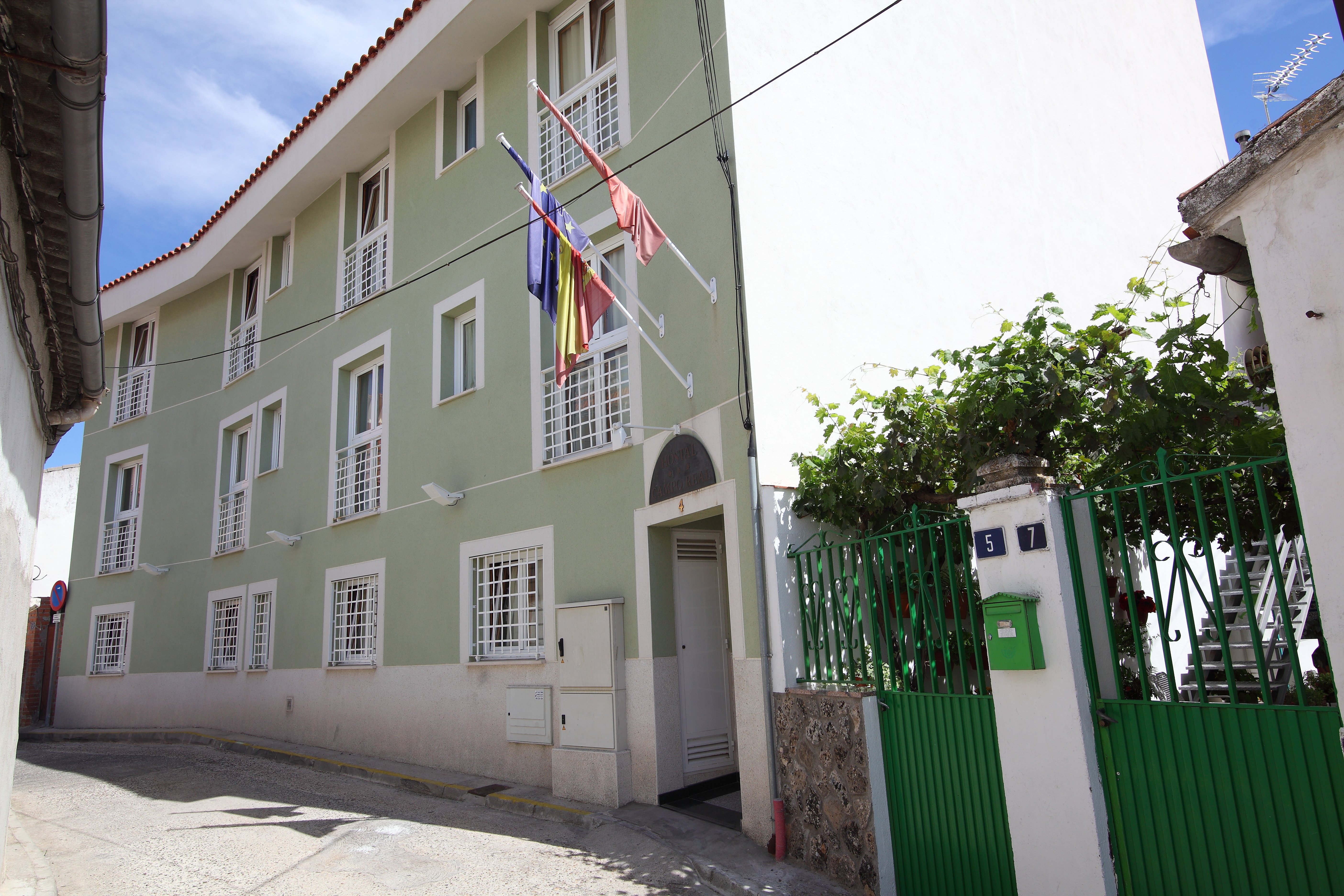 Hostal Campo Real