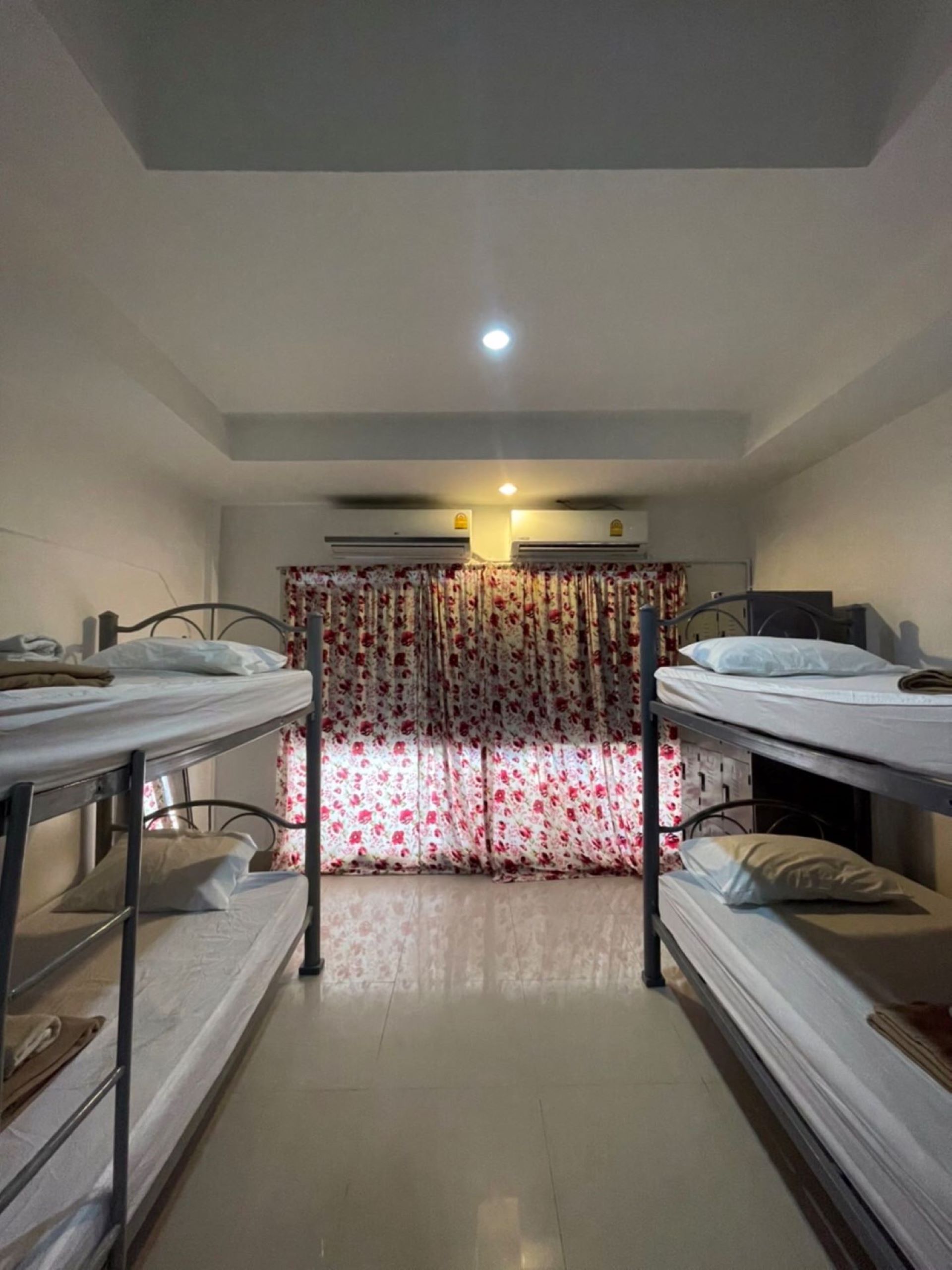 Phi Phi Paradise Hostel