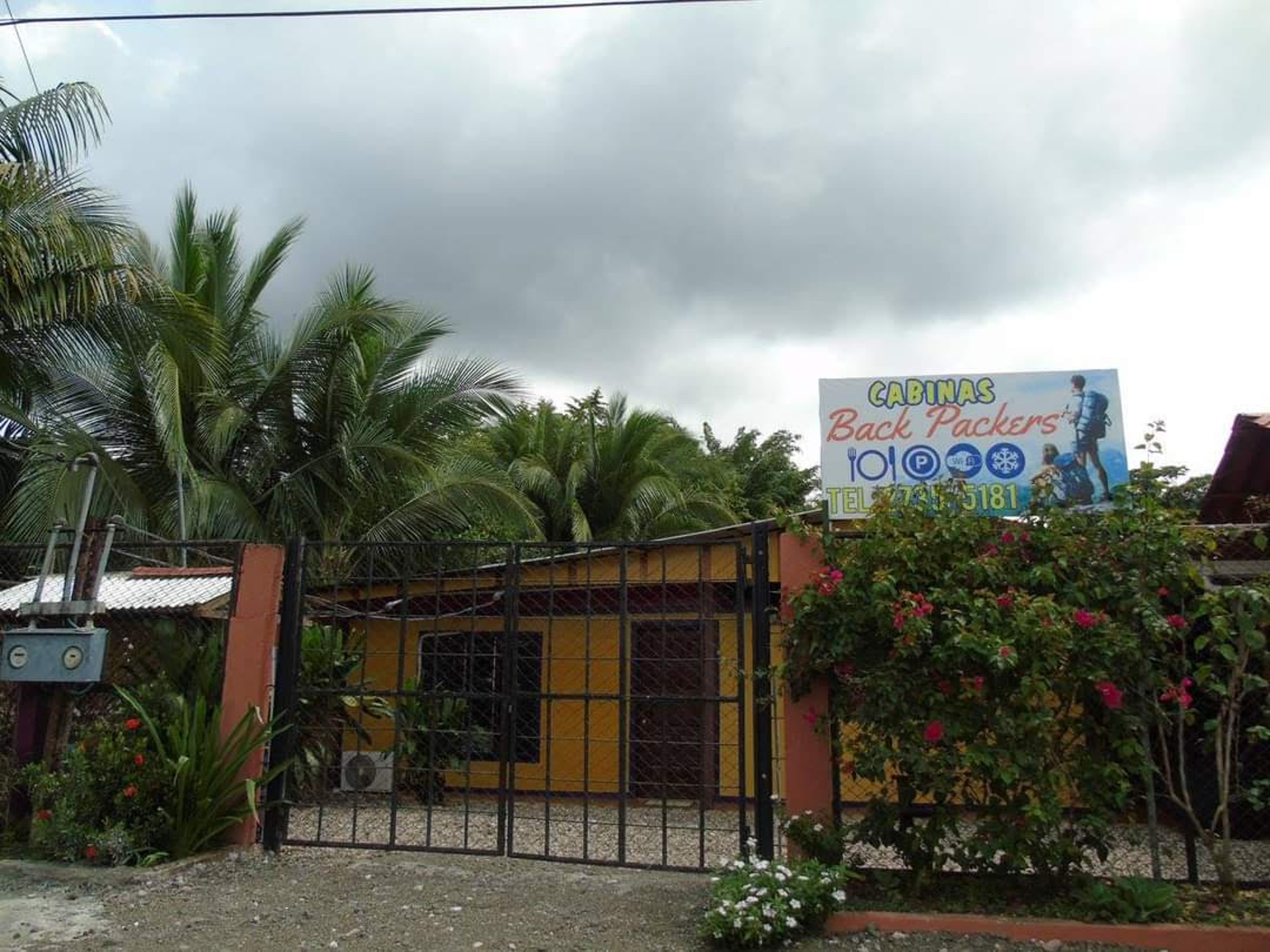 Cabinas Backpacker