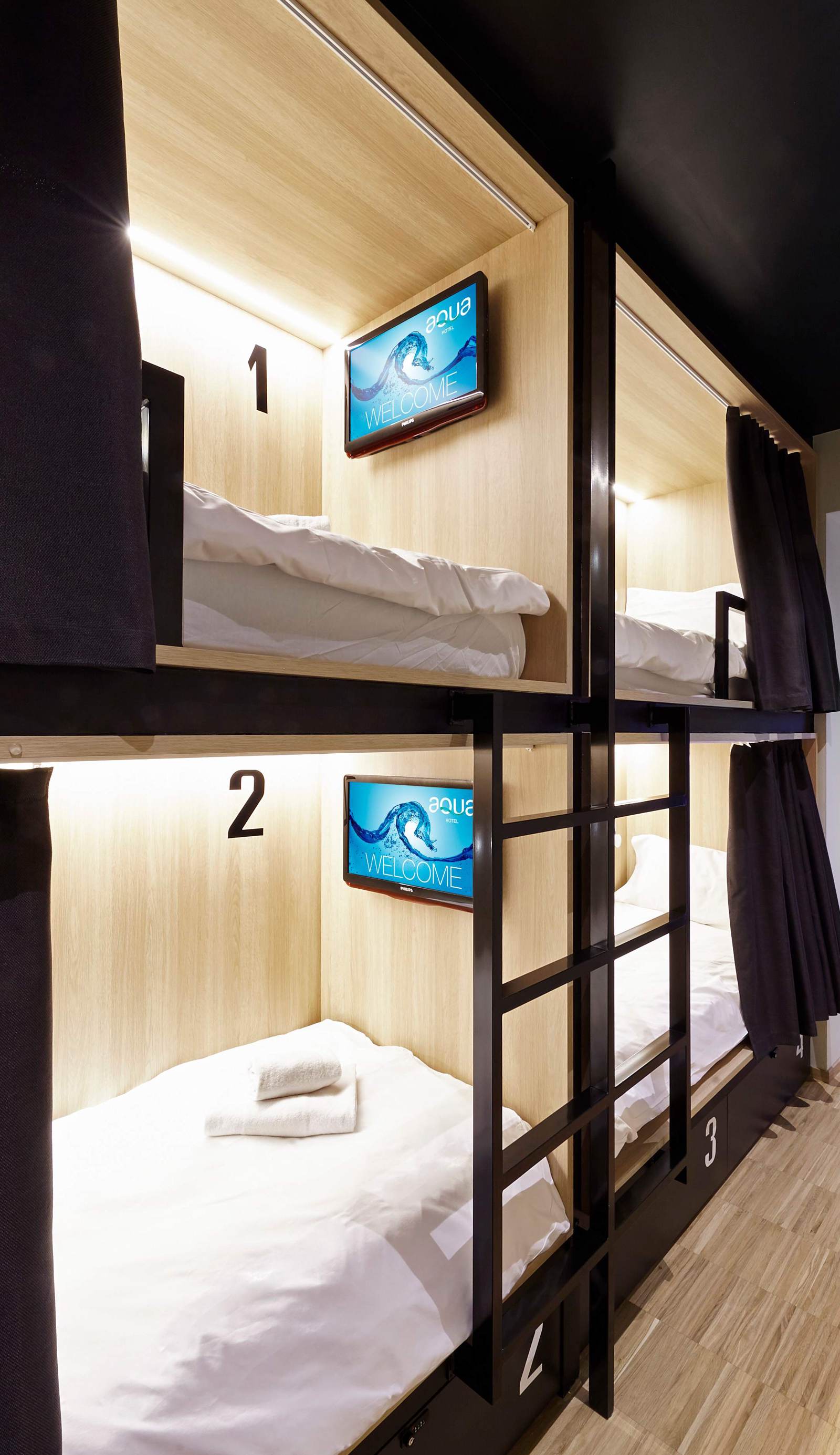 AQUA HOTEL & HOSTEL