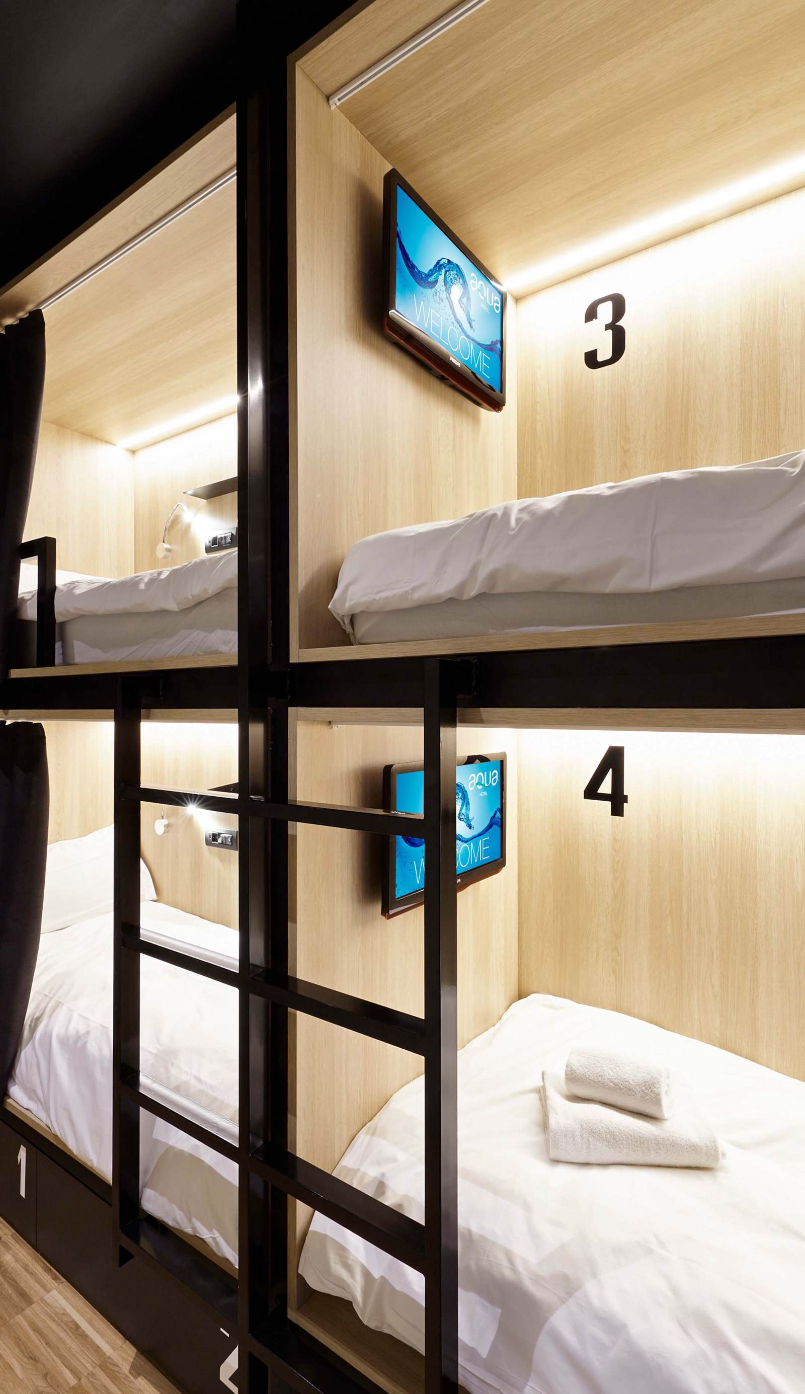 AQUA HOTEL & HOSTEL