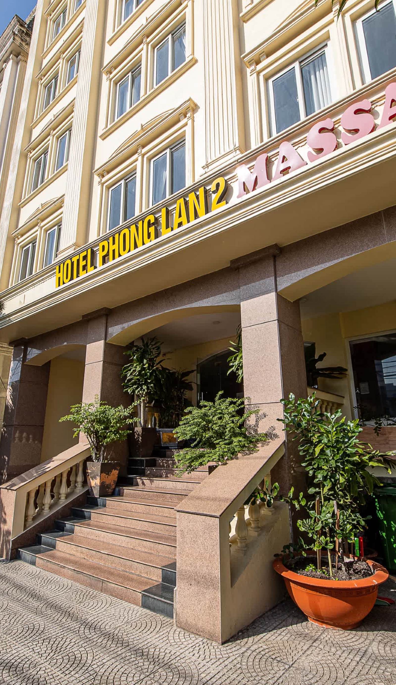 Phong Lan 2 Hotel