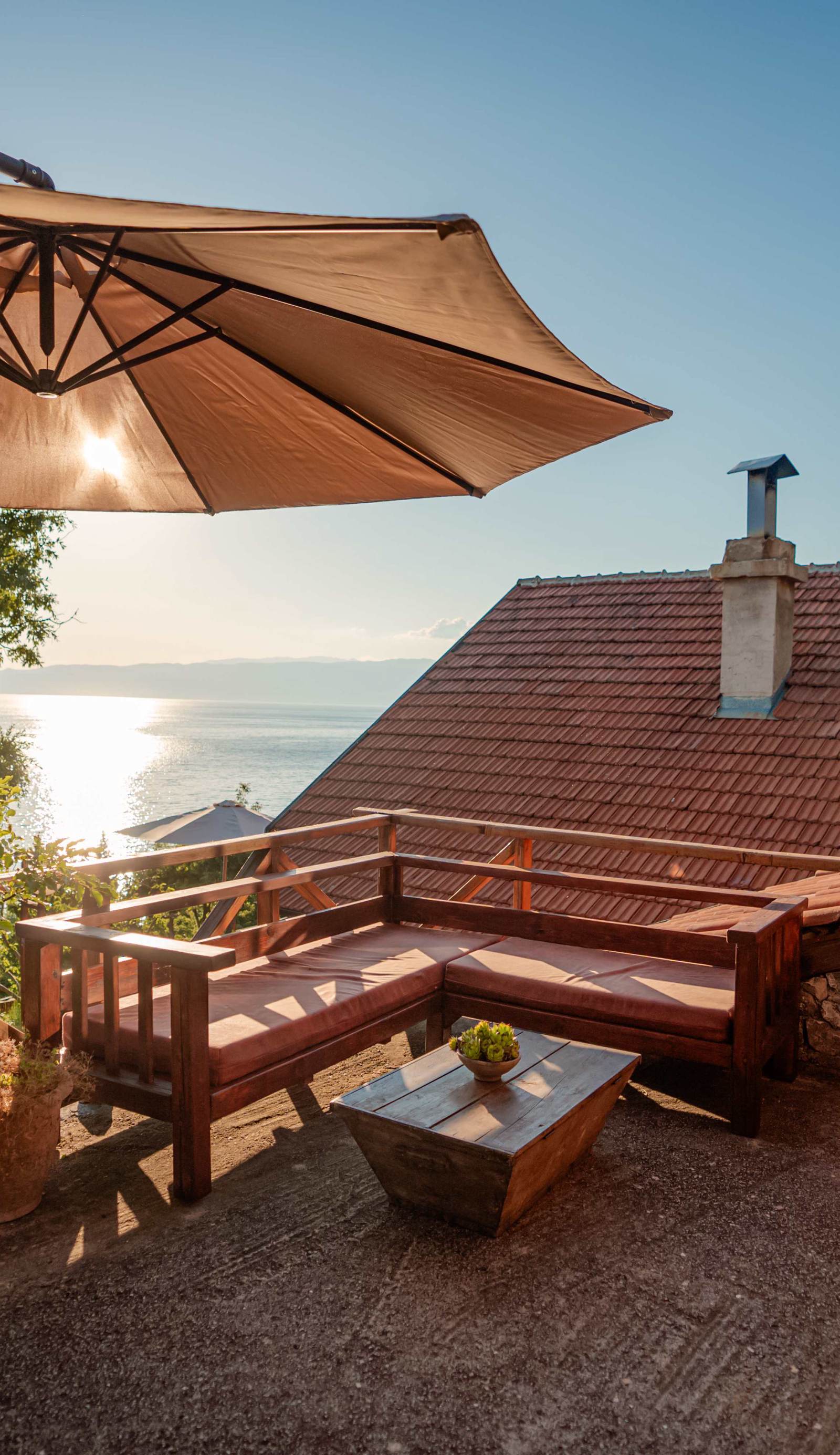 Robinson Sunset House