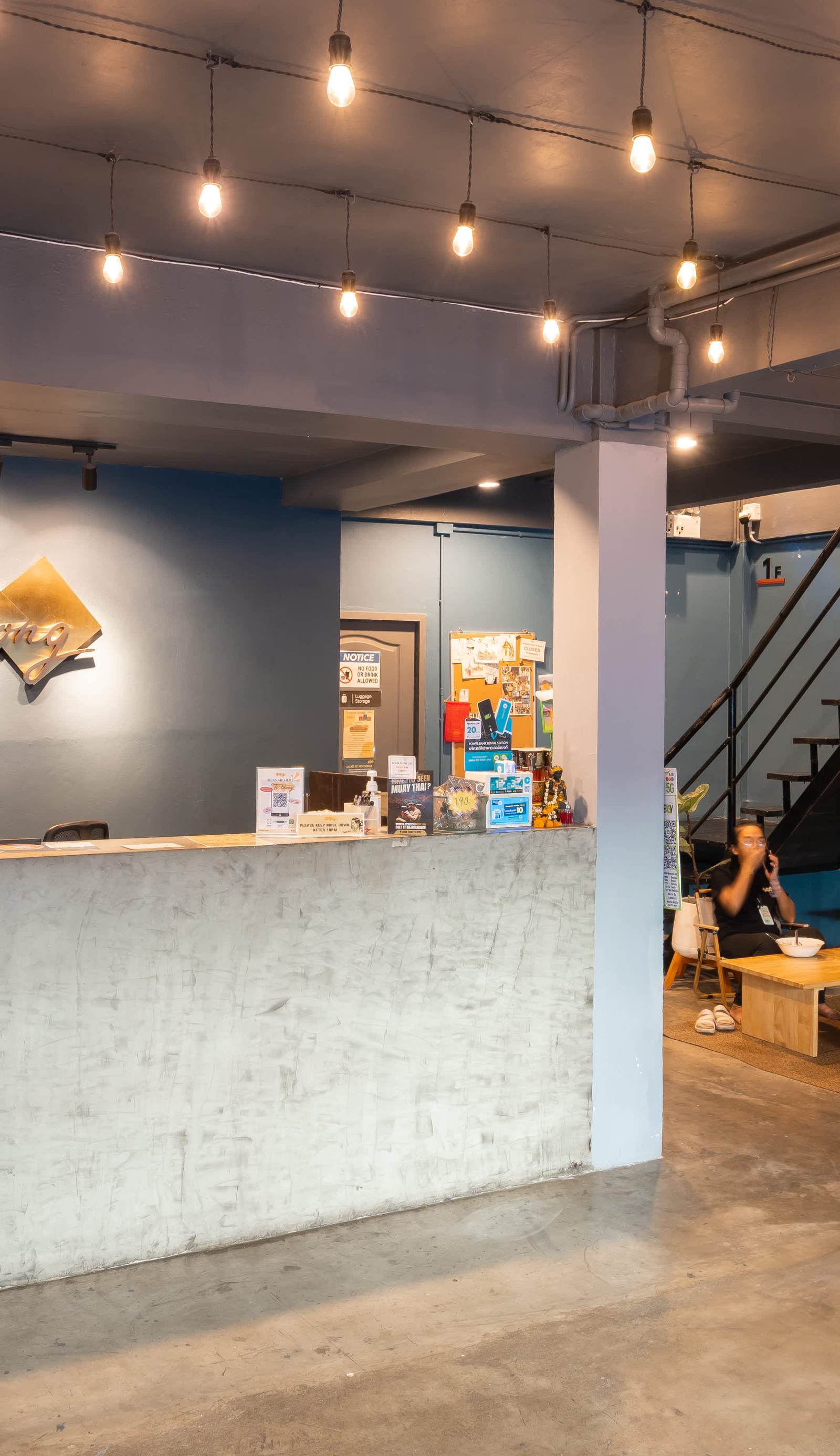 Ti Thong Hostel