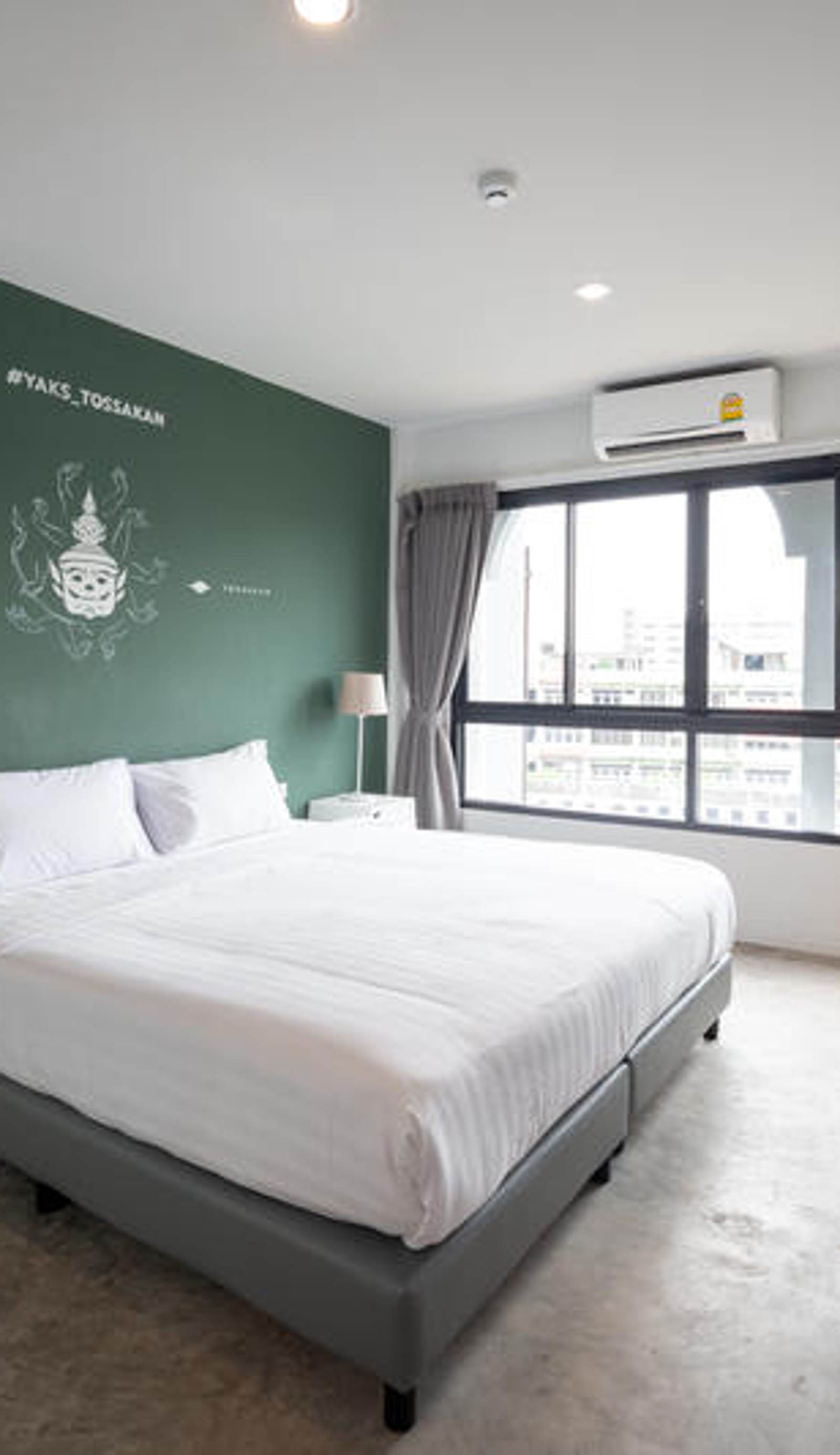Yaks House Hostel
