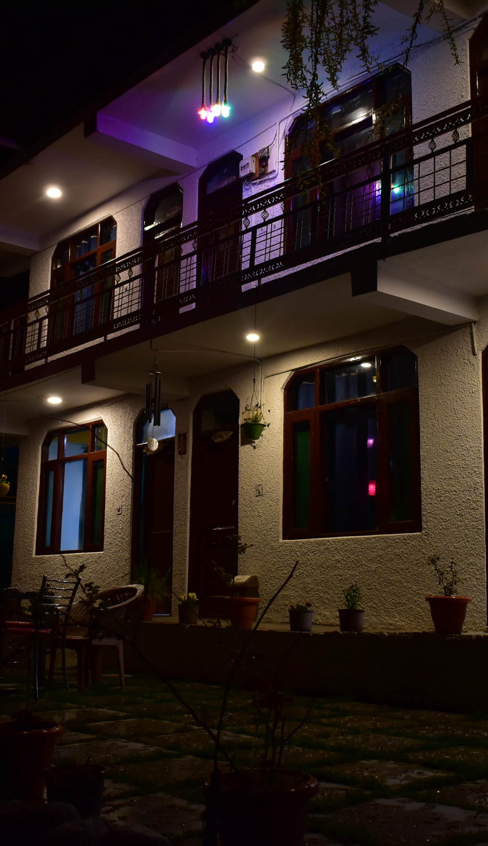 Nomadic Den Manali