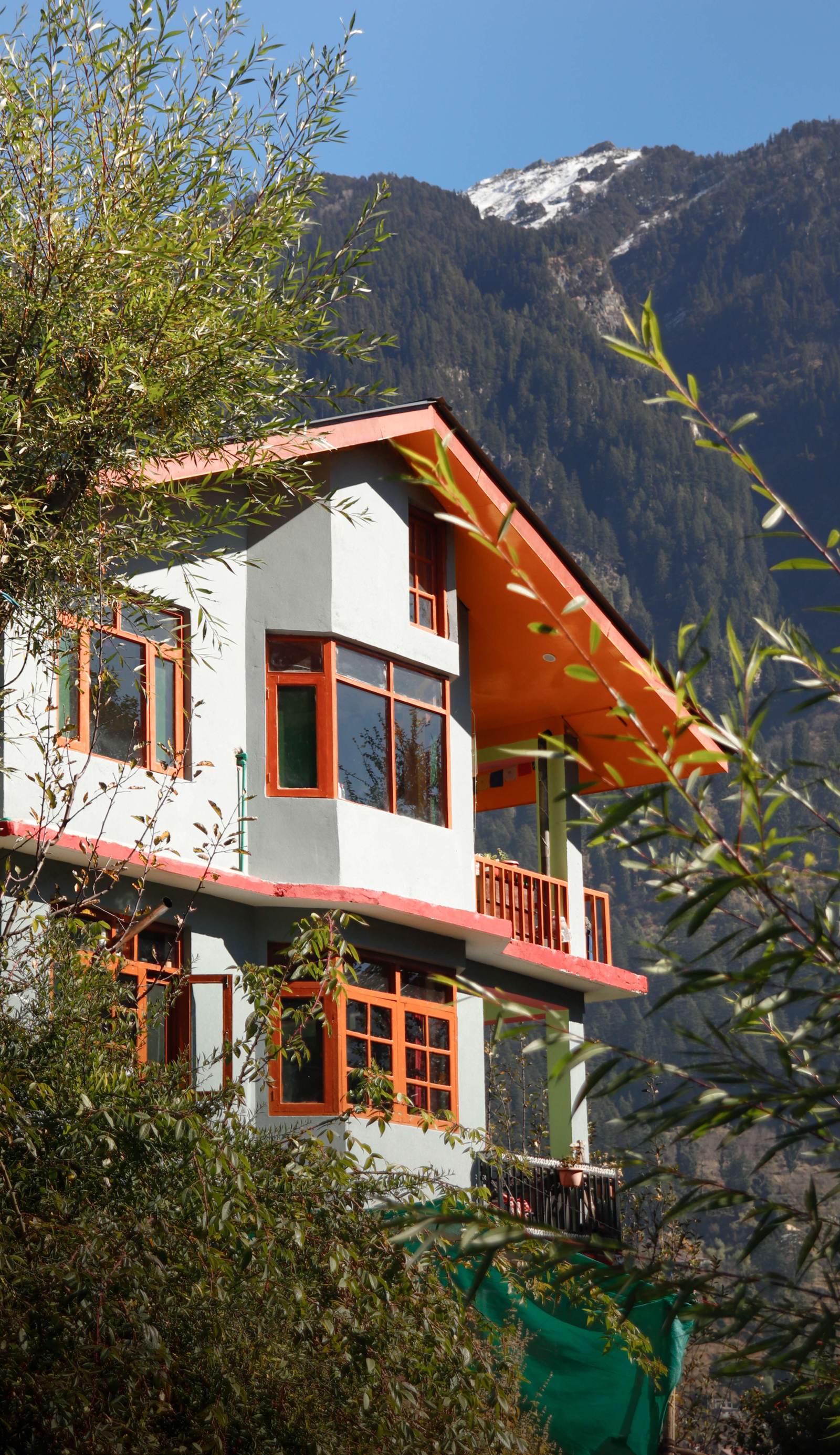 Pahadi Manzil Mountain Home