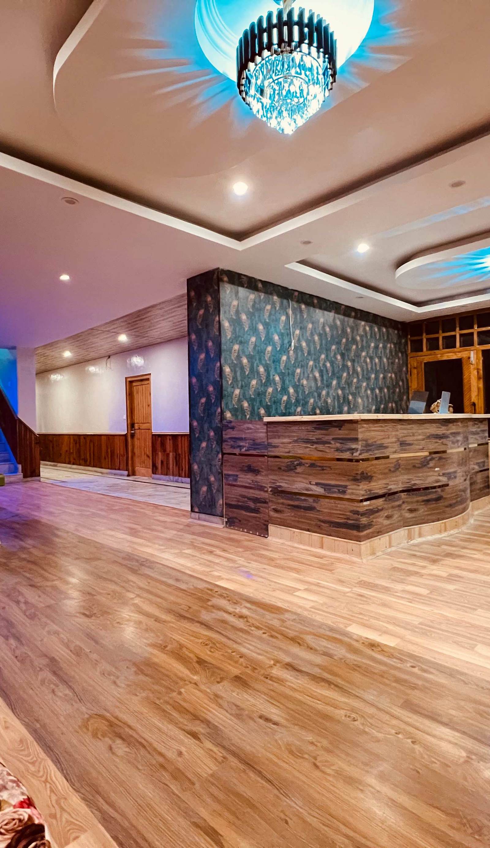 Hill River Resort By West Western