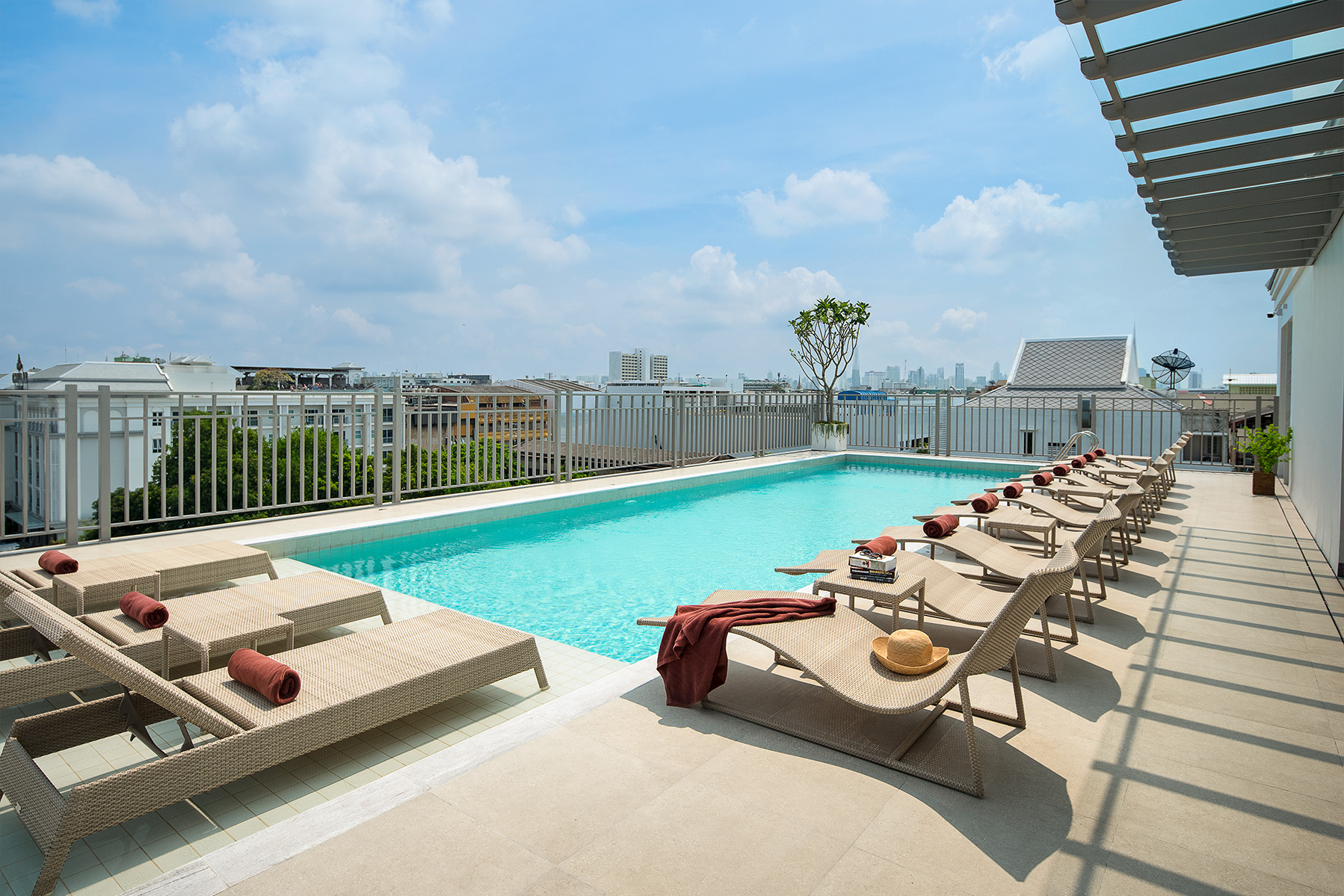 Casa Vimaya Riverside Bangkok Hotel