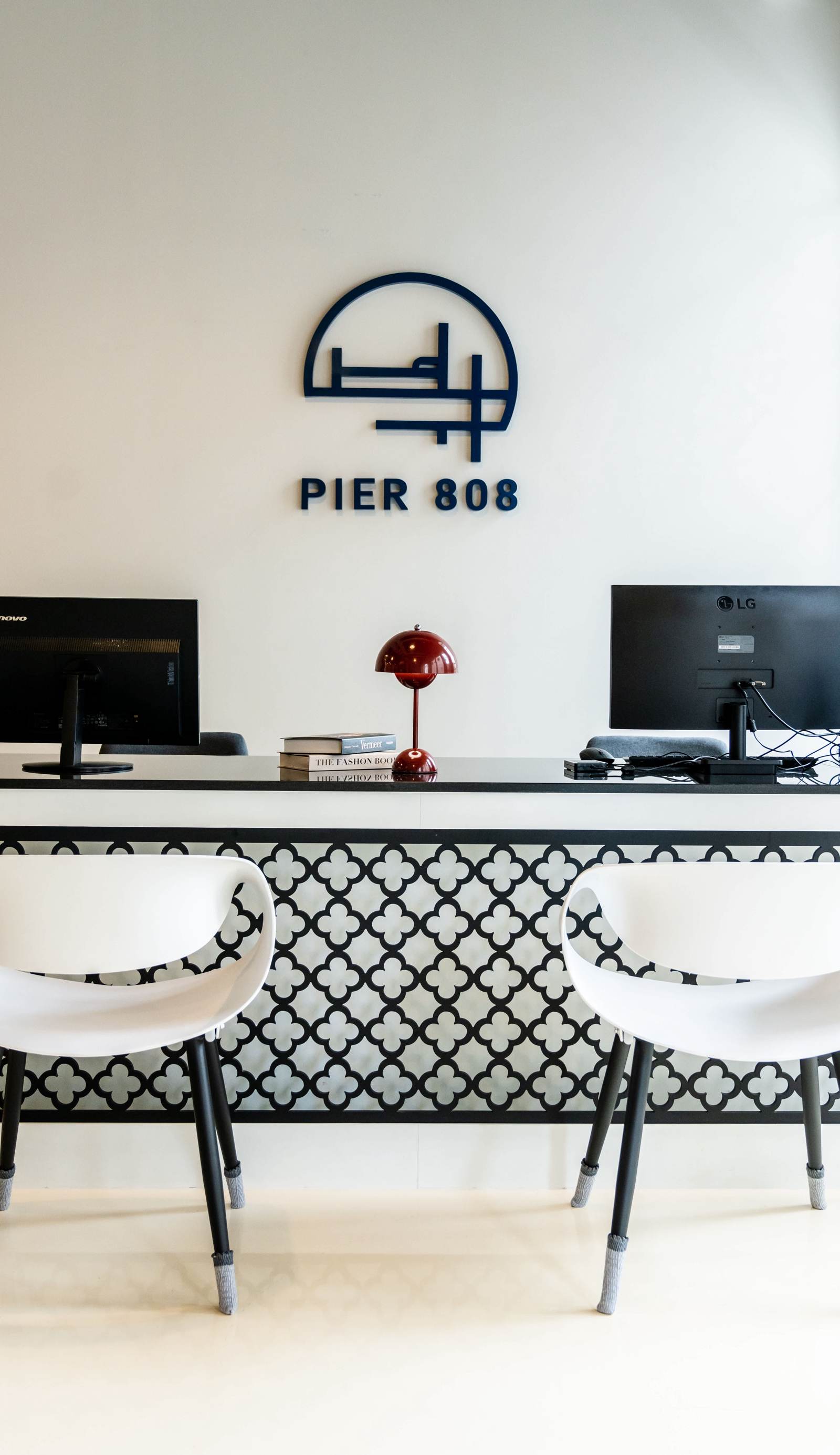 PIER 808 Hostel