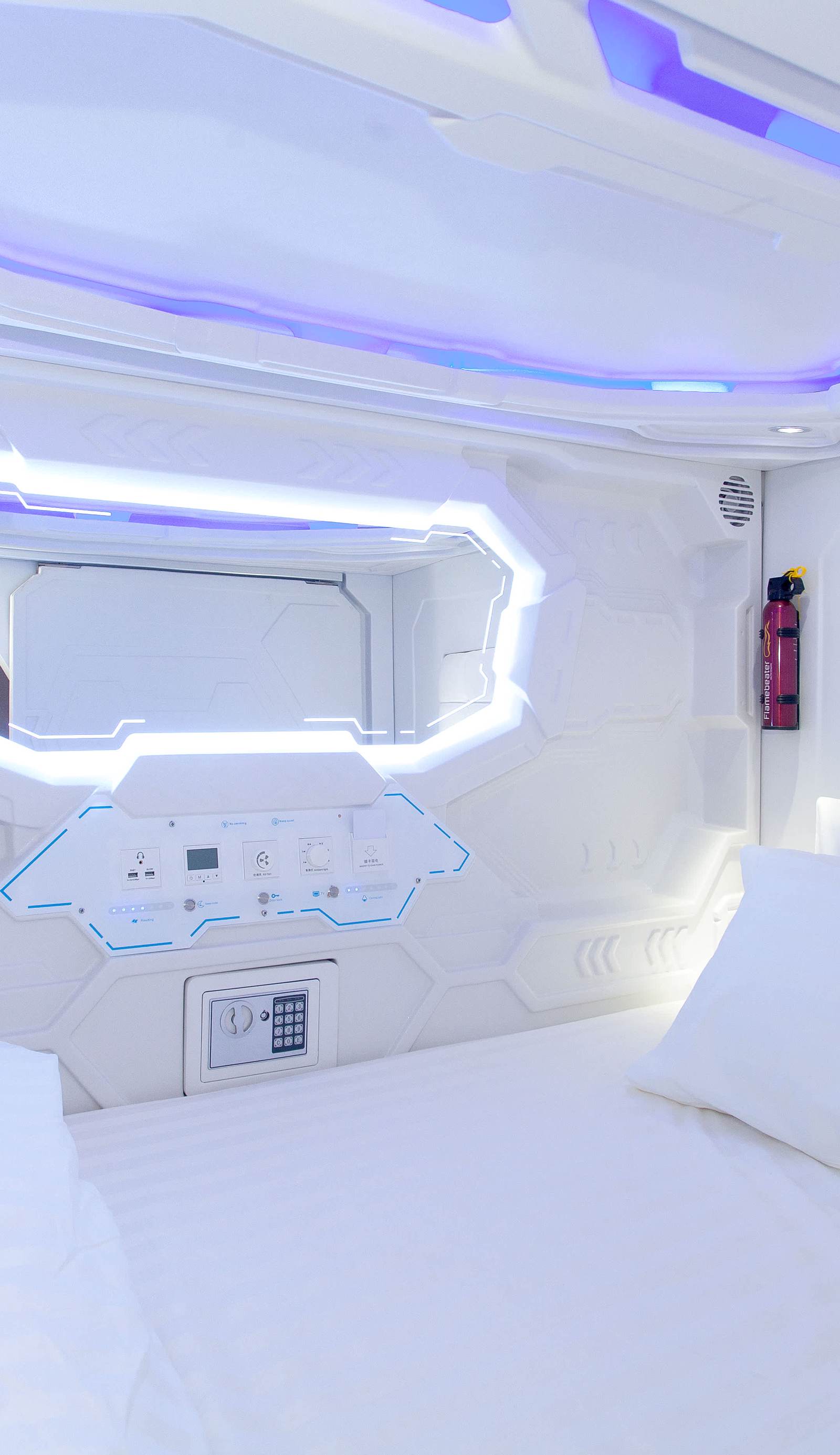 Avagard Capsule Hotel - Suvarnabhumi Airport