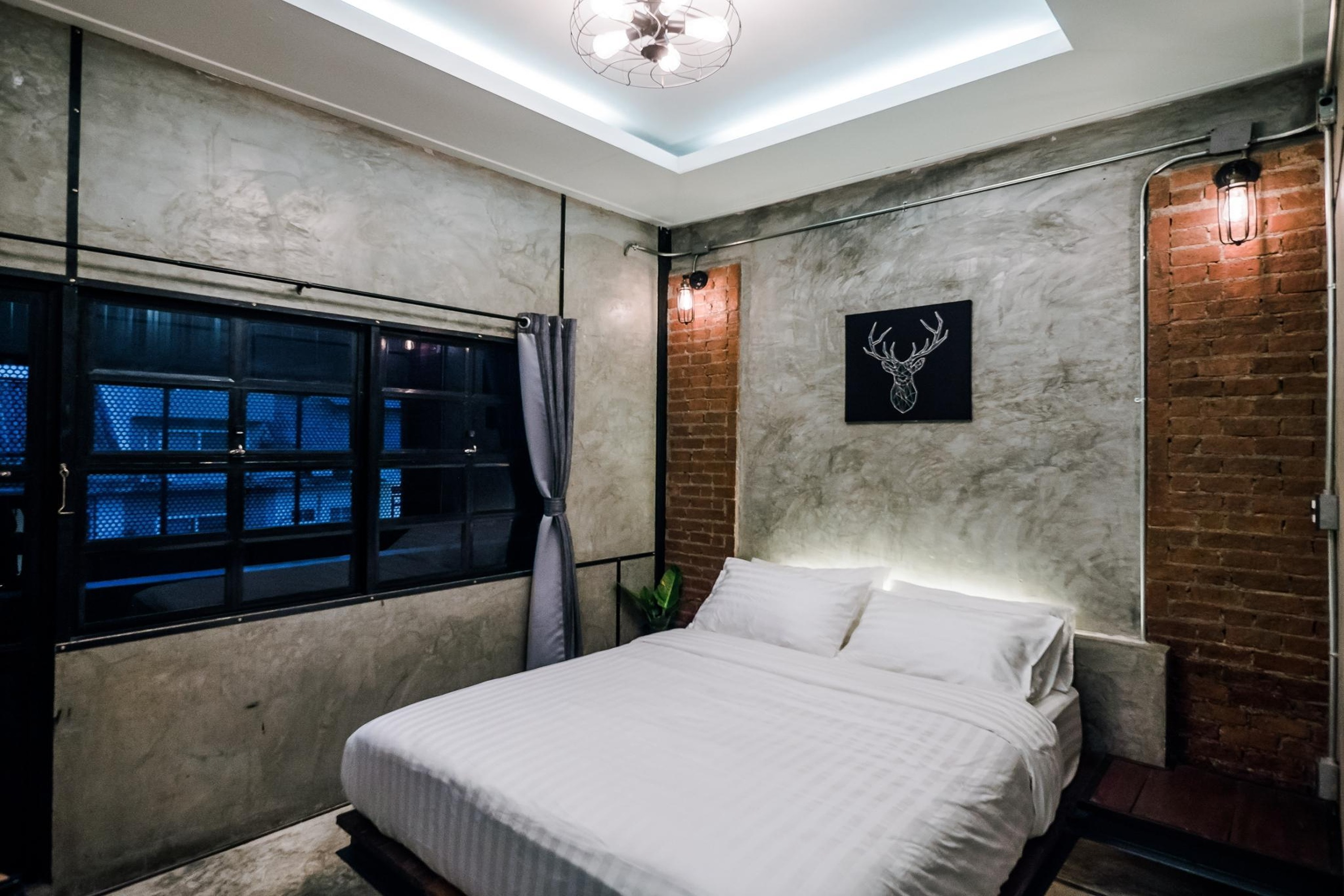 Zeds Hostel