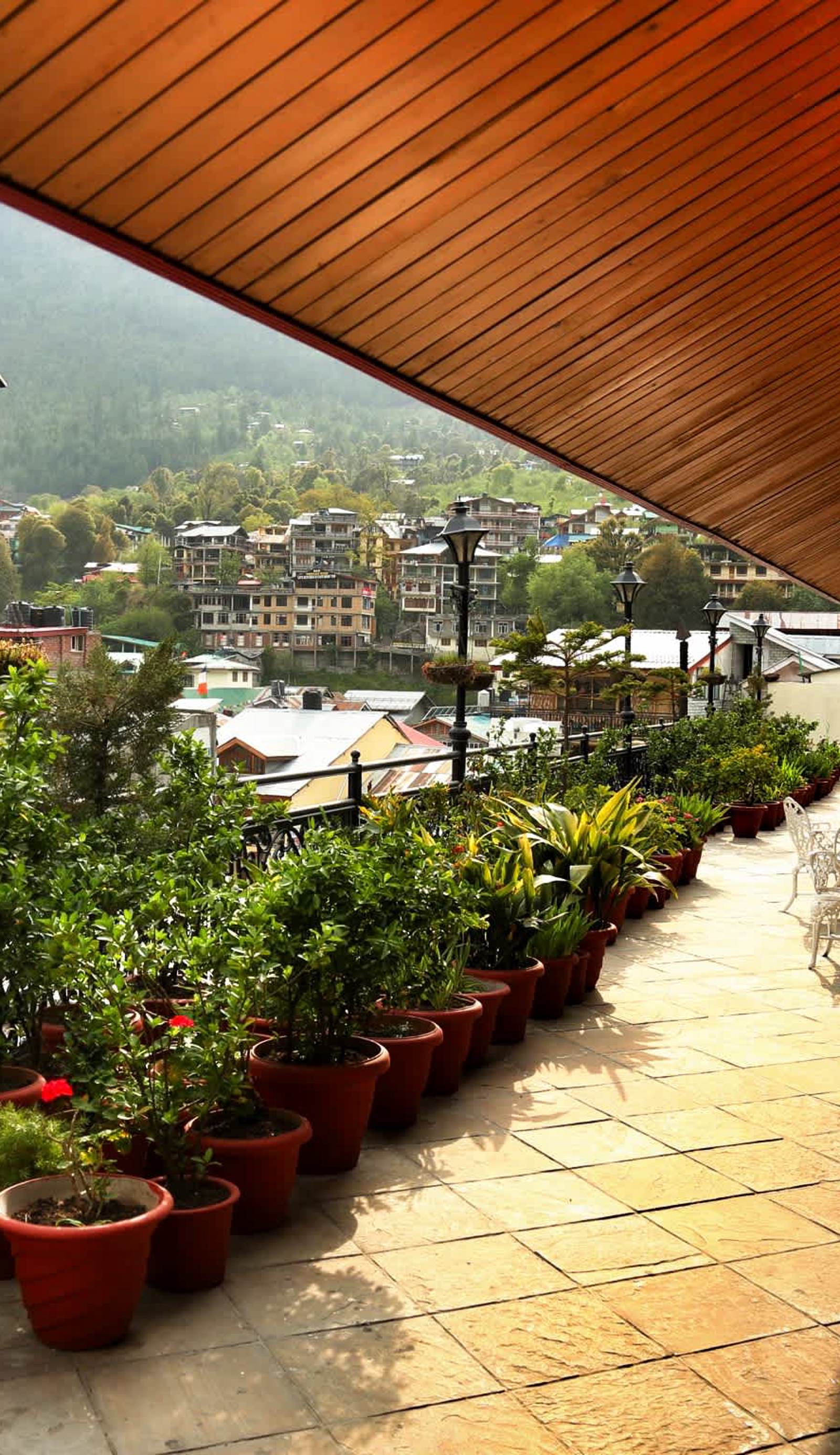 Hotel Snow View Manali