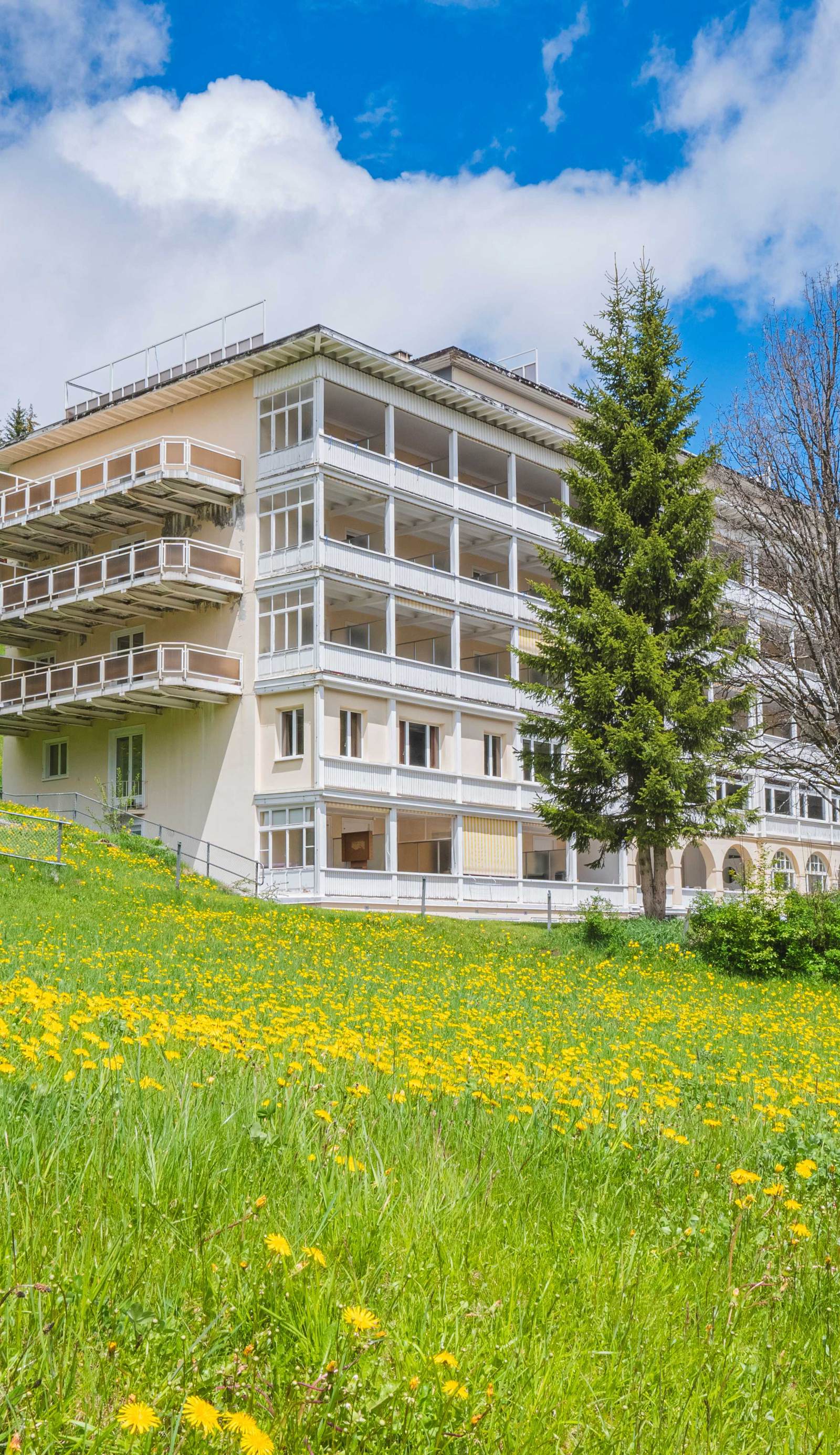 Davos Youth Hostel