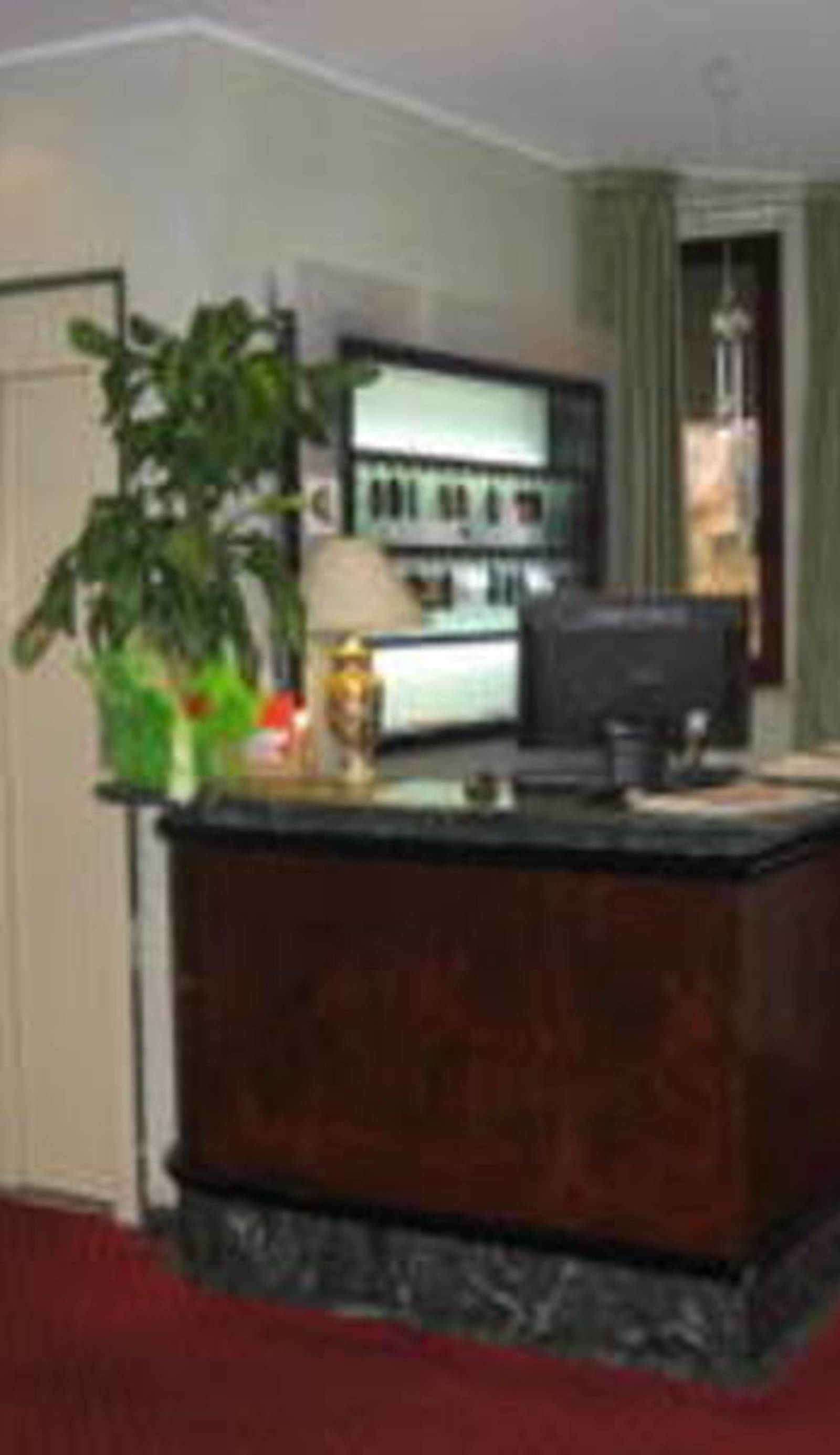 Hotel Niagara