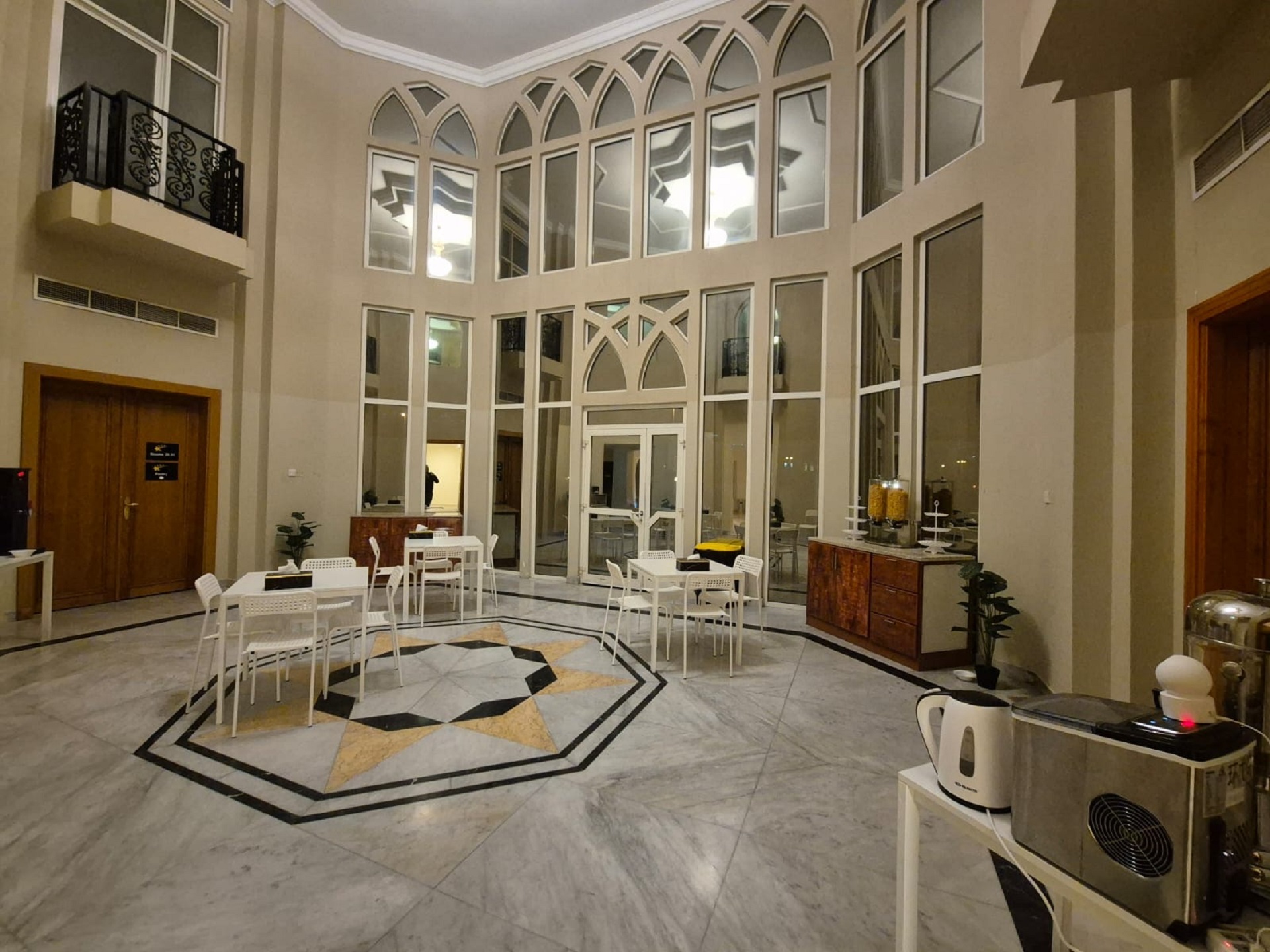 Four Stars Residence