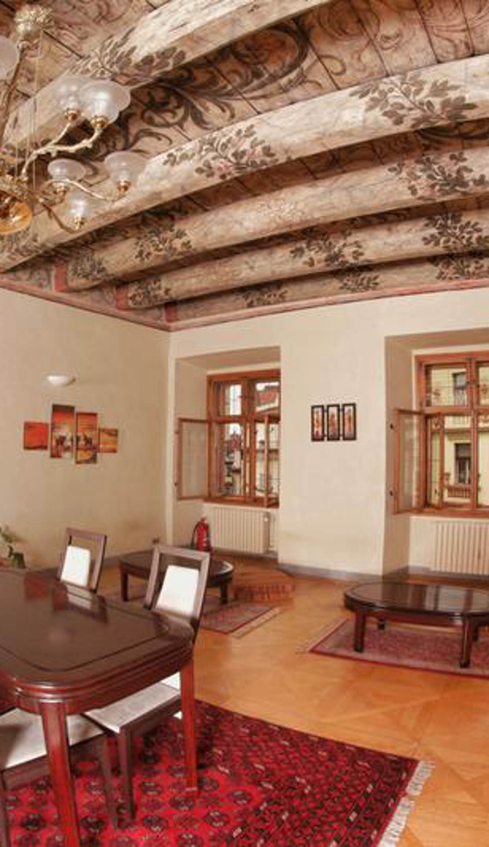 Hostel HOMEr - Old Town