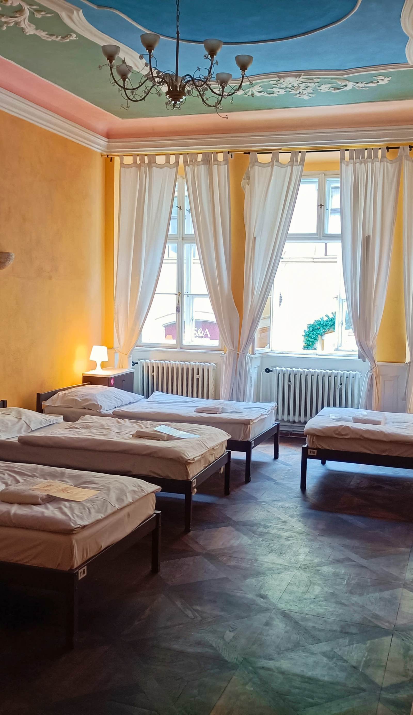 Charles Bridge Economic Hostel