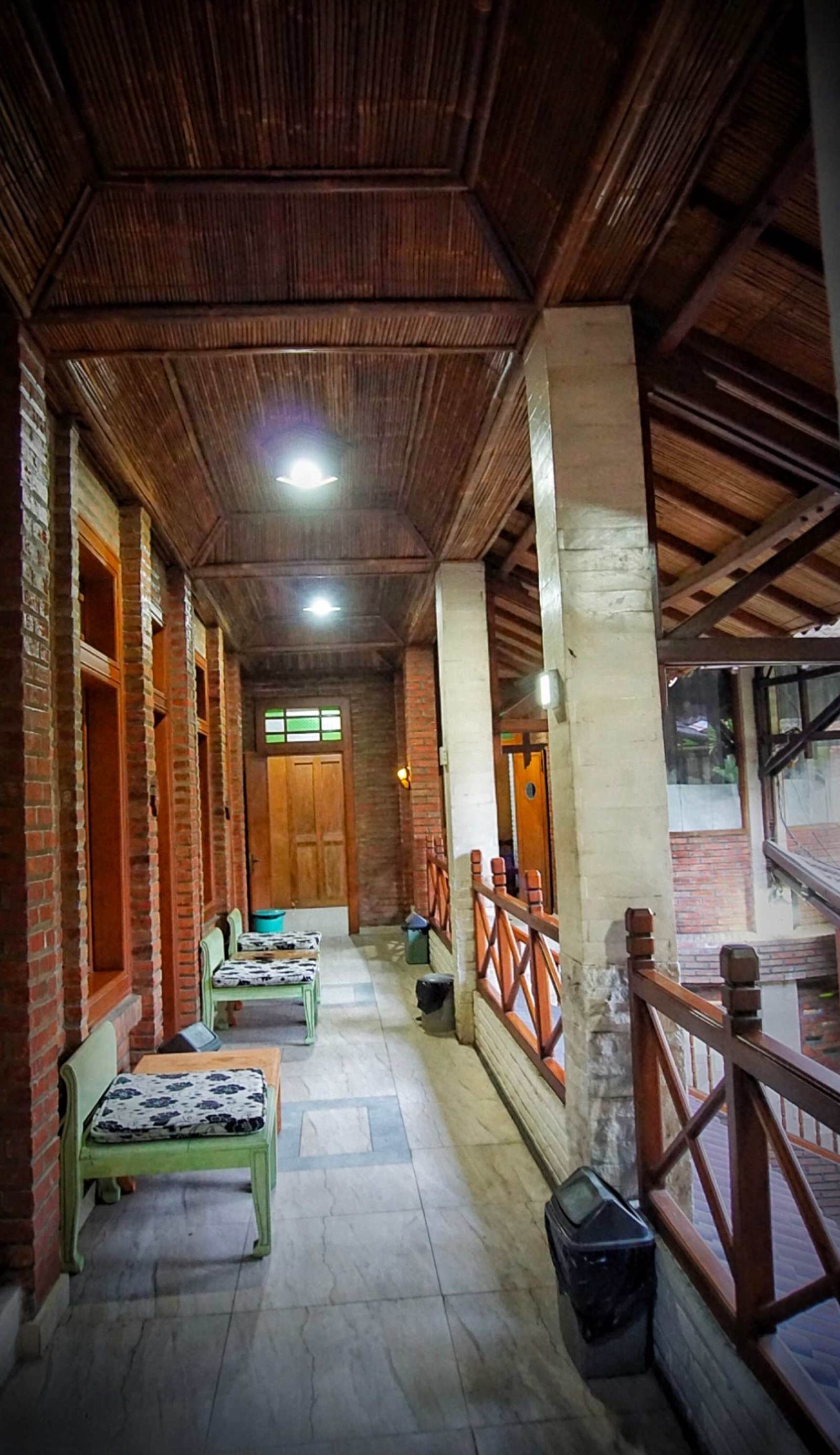 Ary's Hotel Yogyakarta