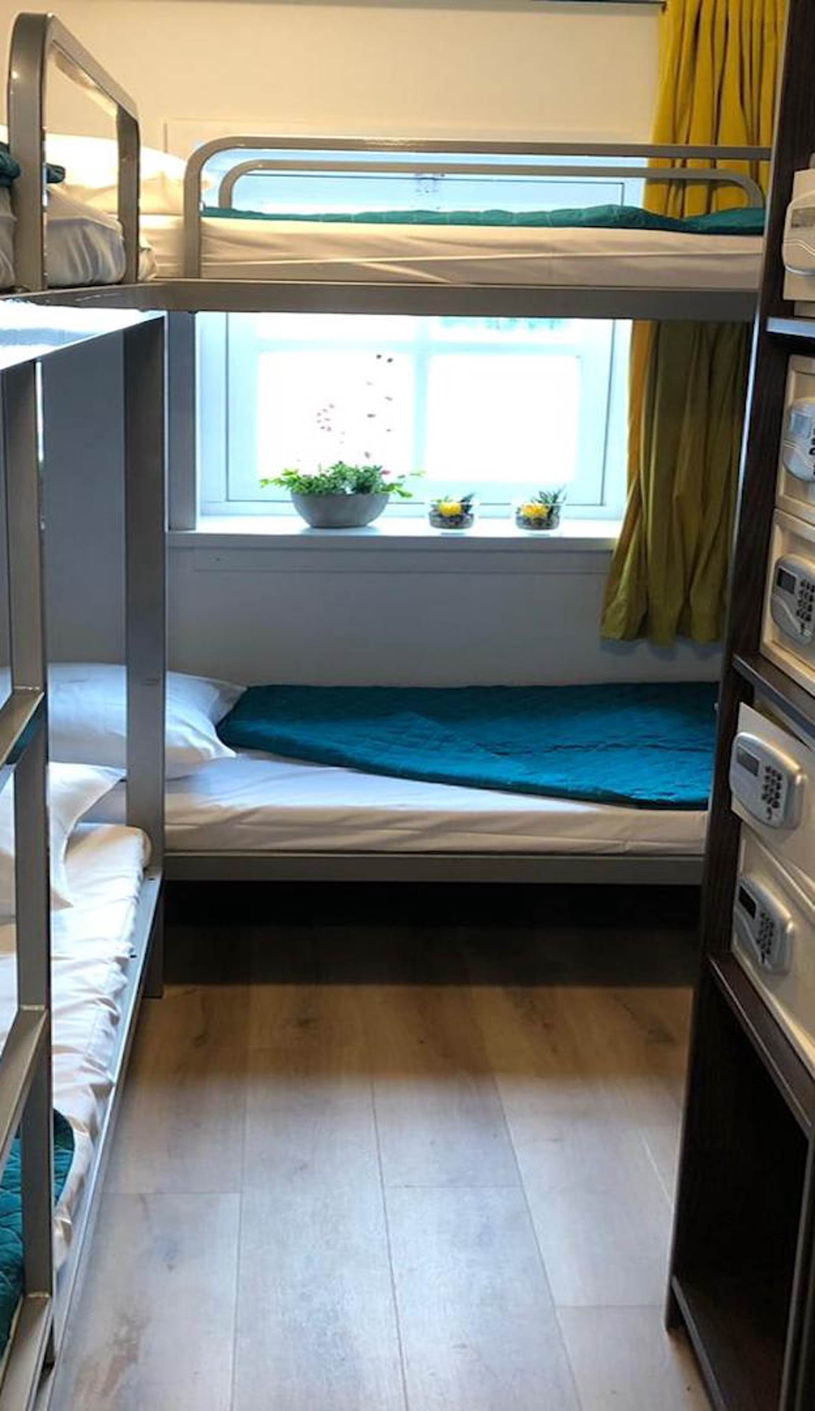 Space Hostel