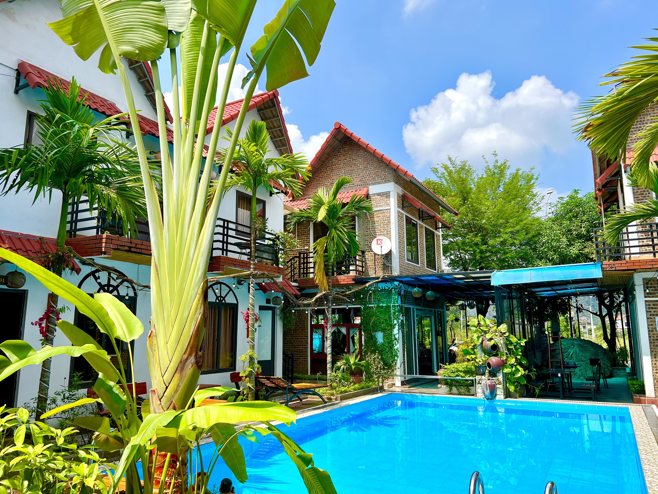 The Pineapple House