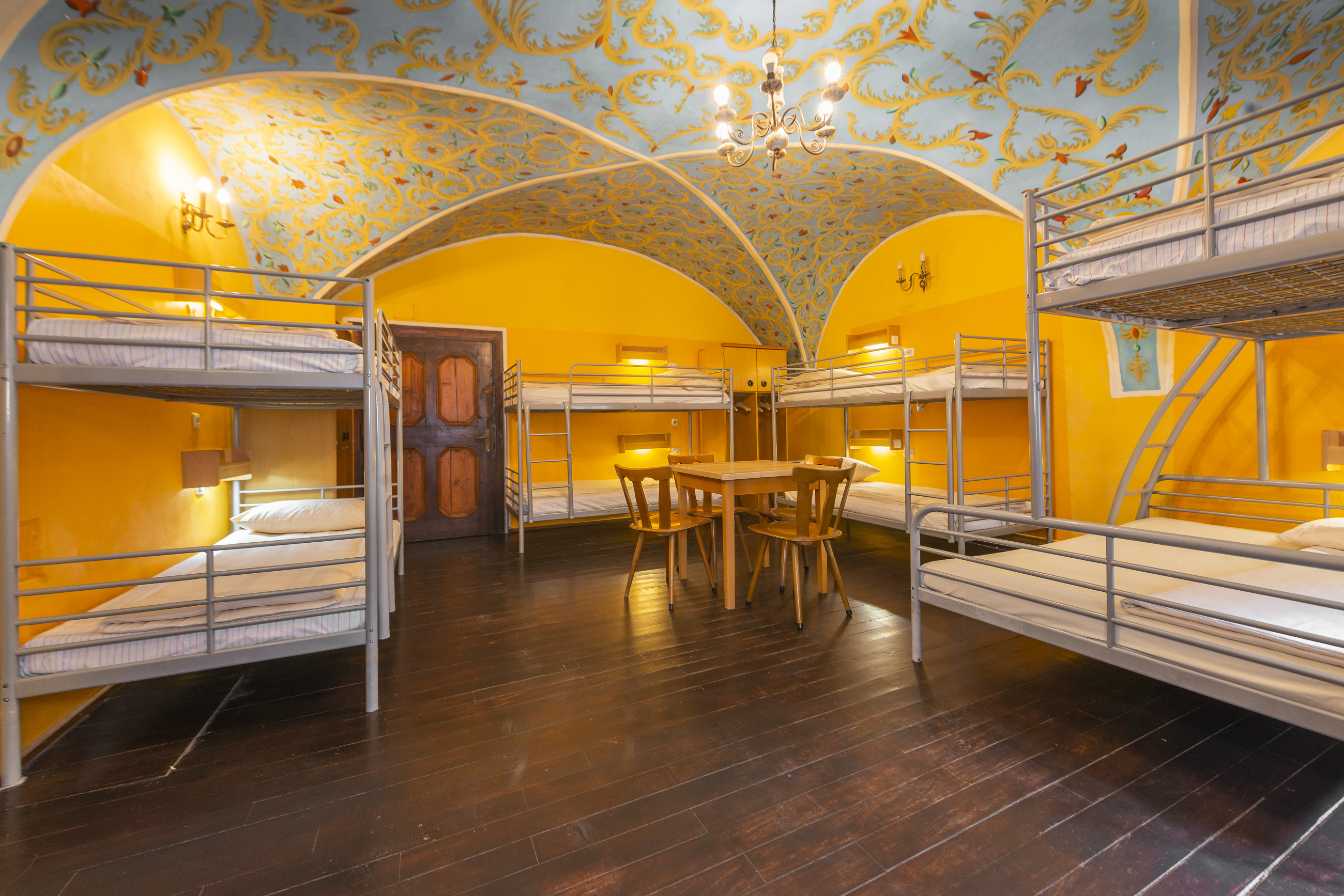 Burg Hostel