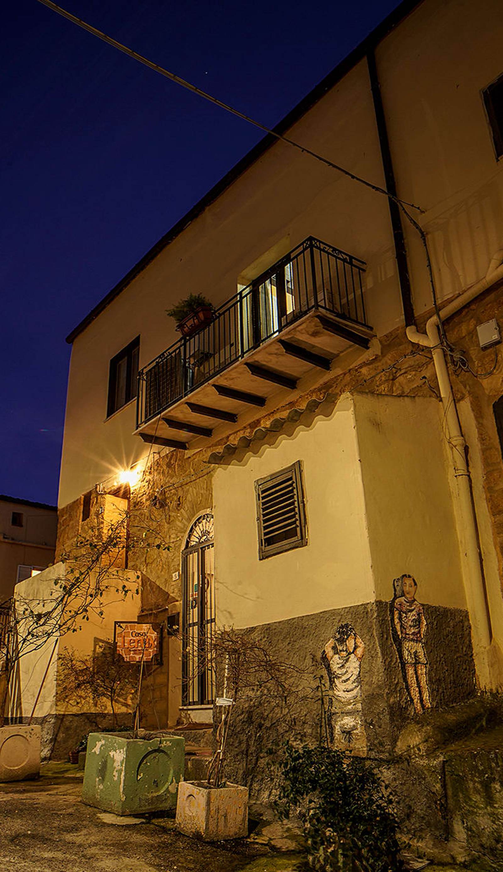 Casa Lerux