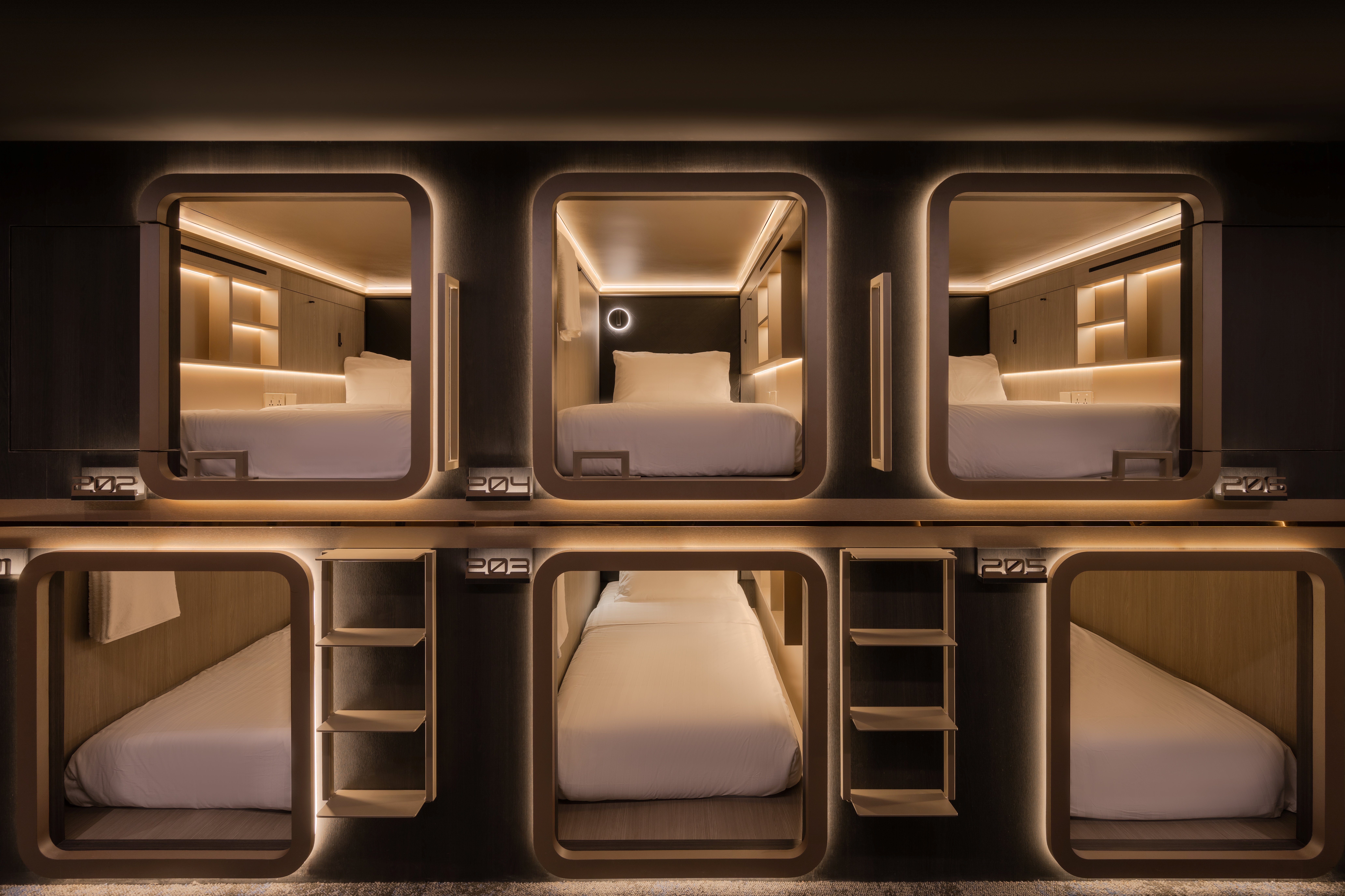 Cube Social Boutique Capsule Hotel @ Boat Quay
