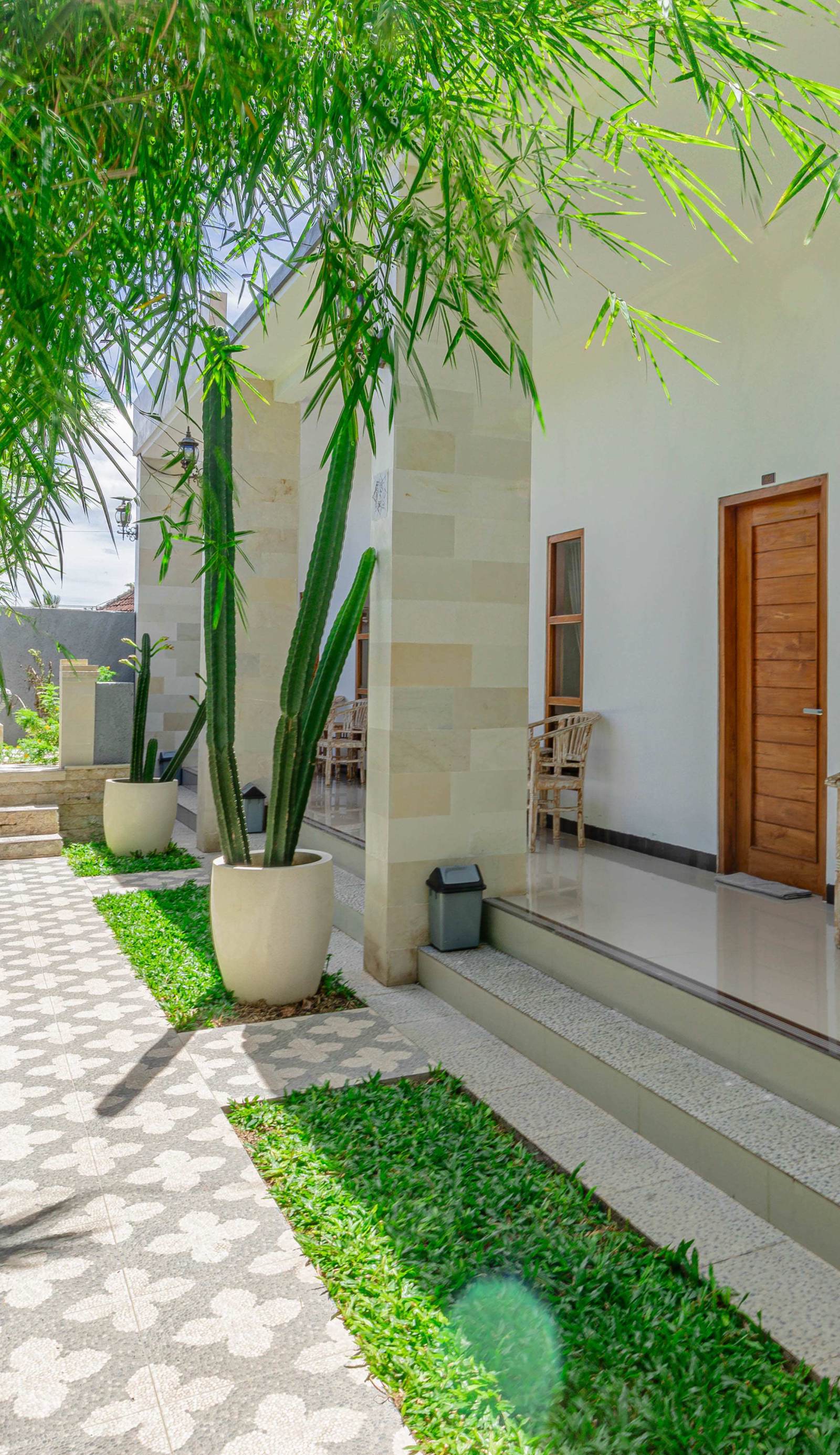 Seven Angels Villa and Hostel