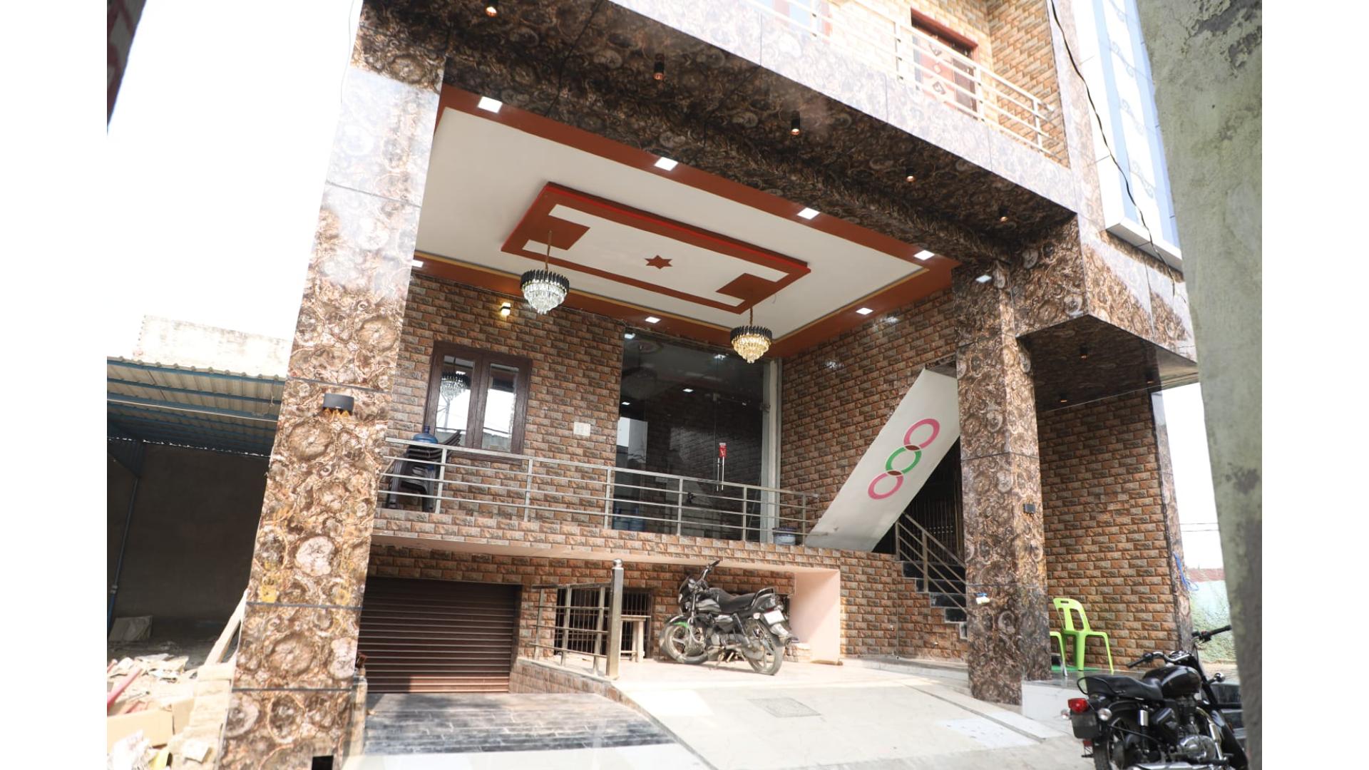 Shri Laddu Gopal Guest House