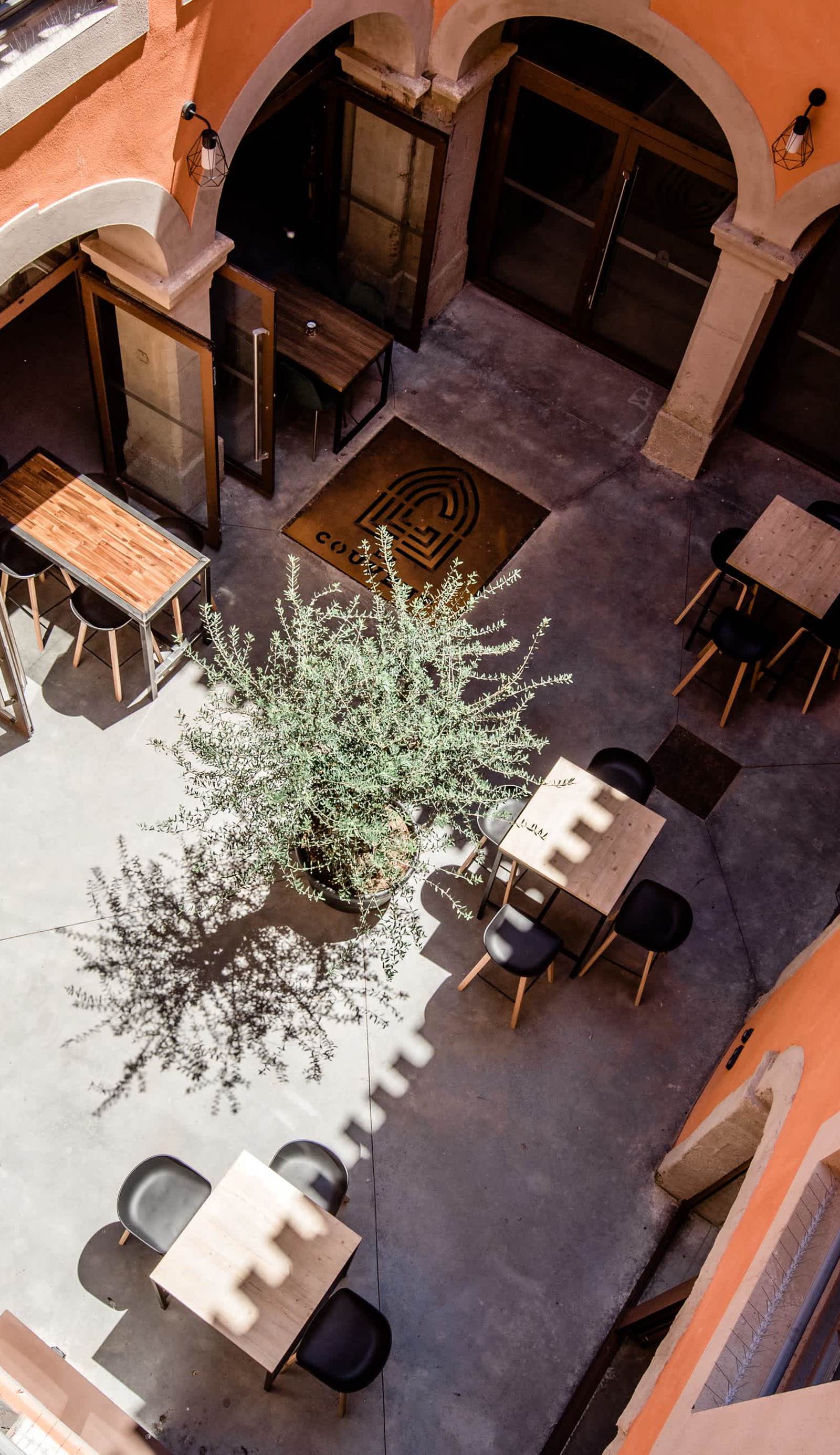 Le Couvent Hostel