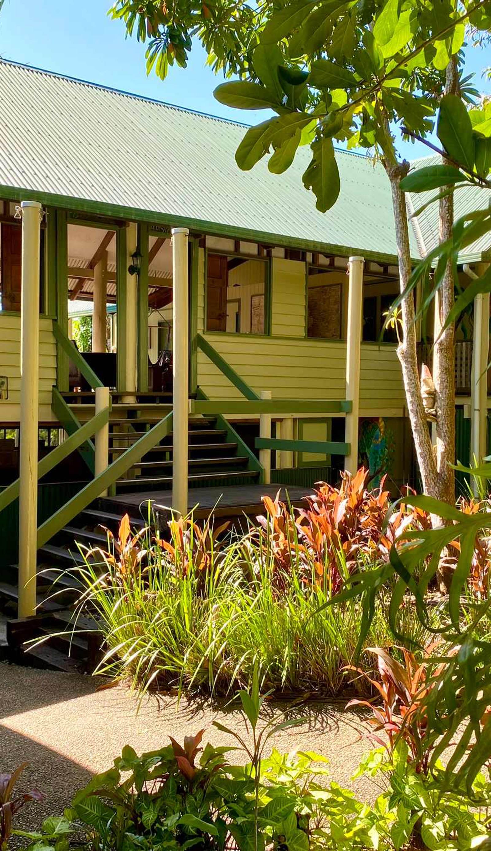 Jackaroo Treehouse Rainforest Retreat