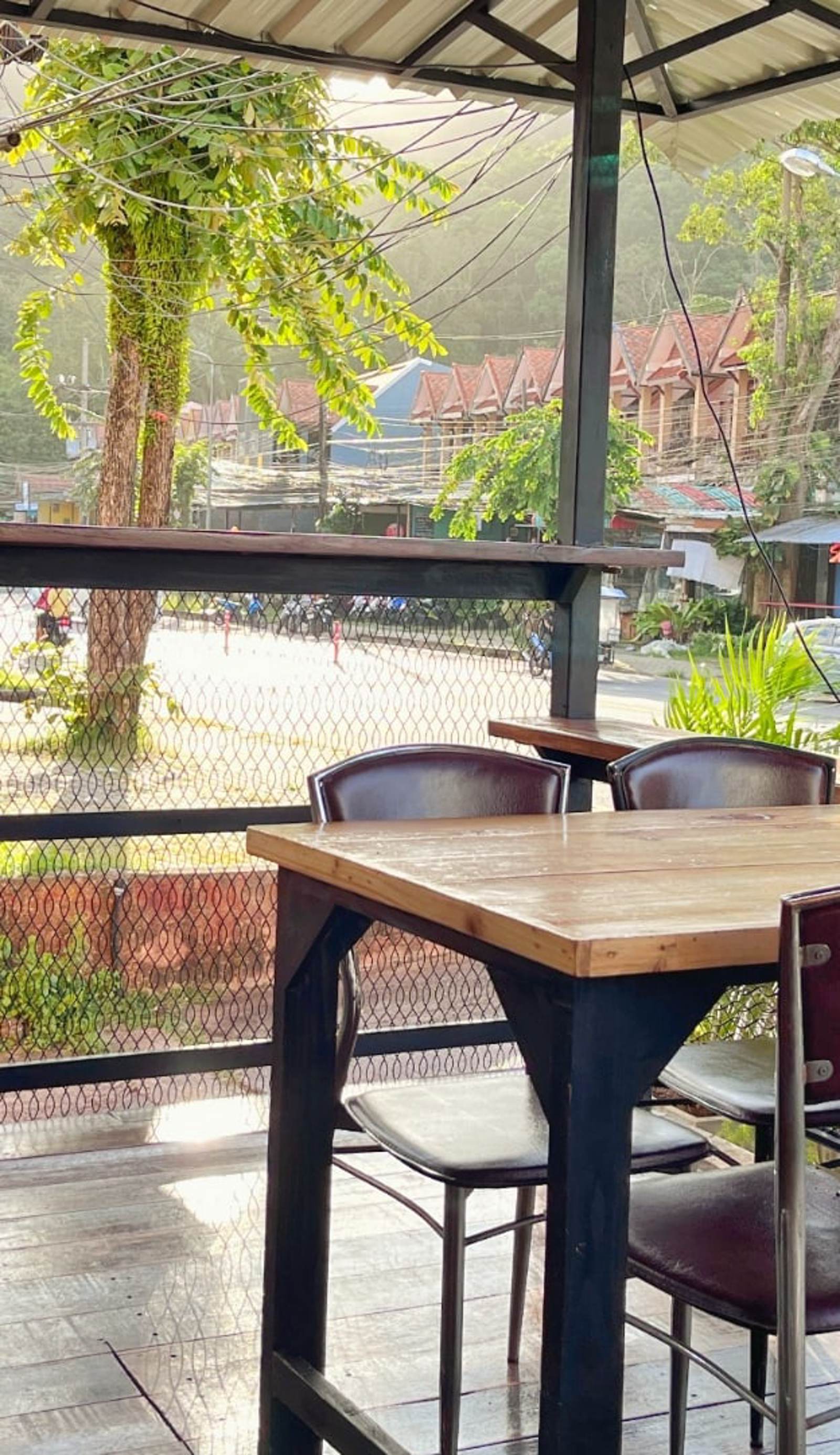 ALPHA Hostel Cafe&Bar