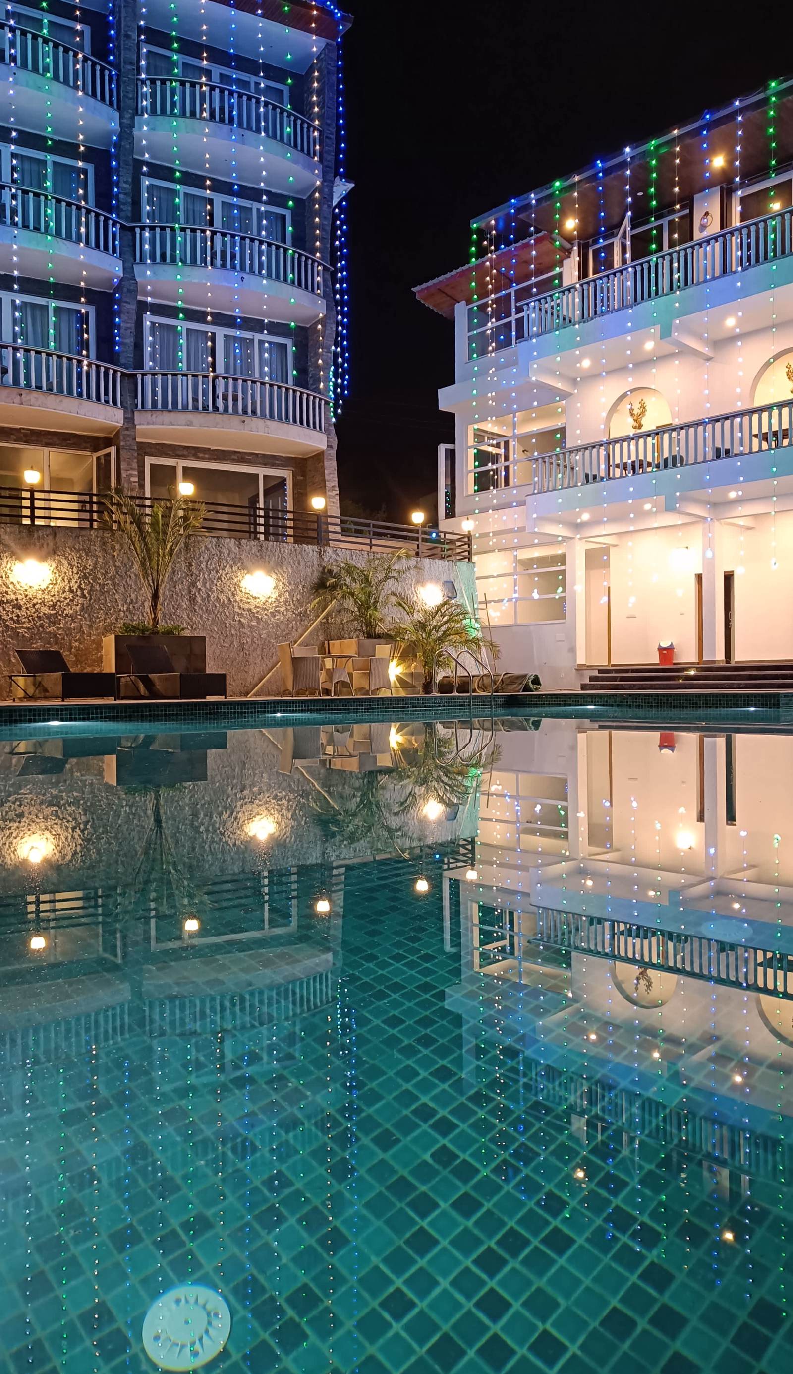Khurpatal Lake Inn
